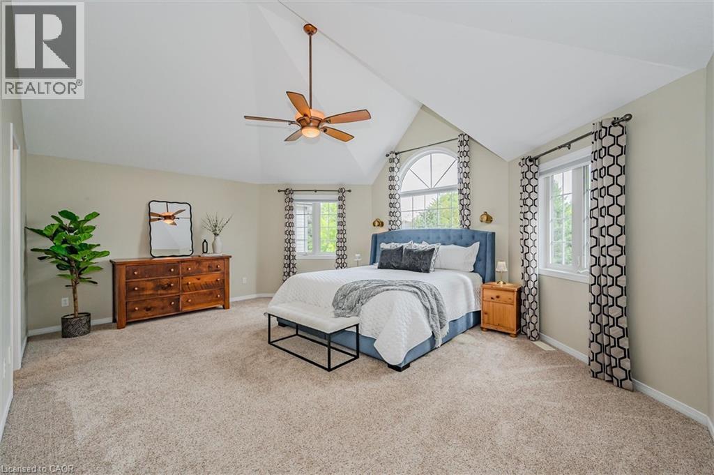 












2 OAKRIDGE Crescent

,
Guelph,




Ontario
N1L1J1

