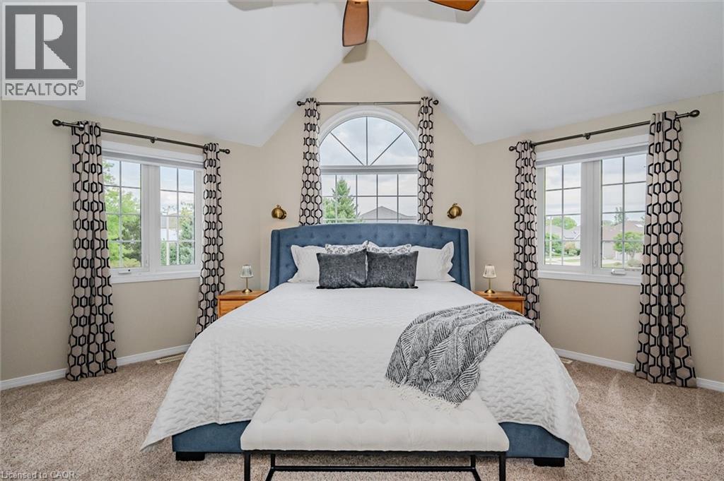 












2 OAKRIDGE Crescent

,
Guelph,




Ontario
N1L1J1

