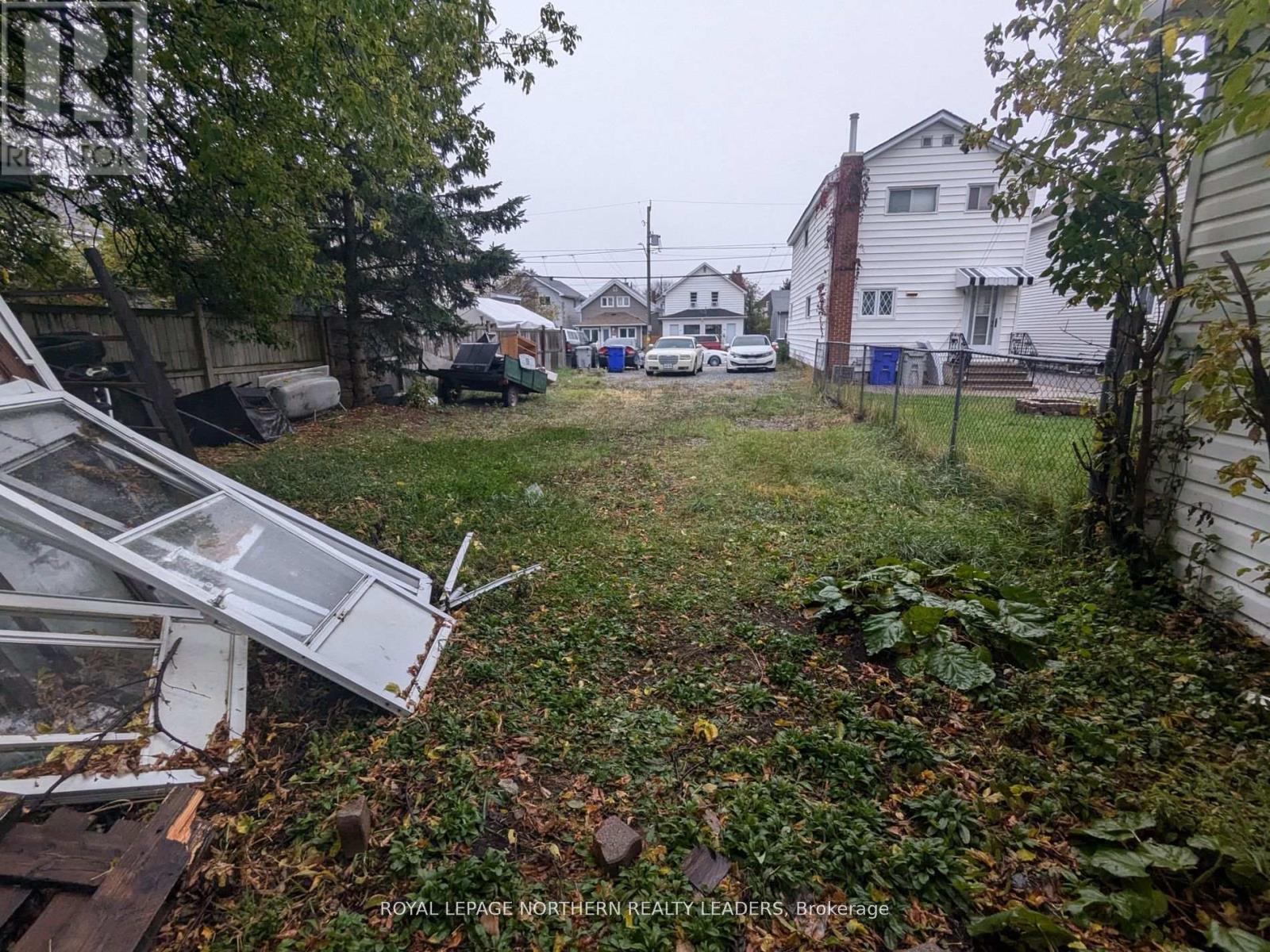 












166 BIRCH STREET S

,
Timmins (TS - SE),







Ontario
P4N2A9

