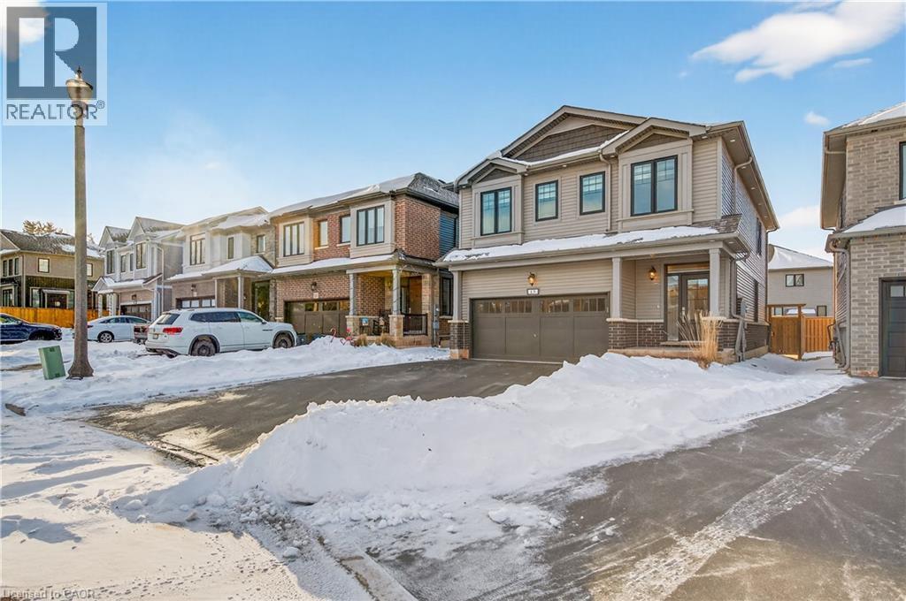 












15 VINIFERA Drive

,
Grimsby,




Ontario
L3M0L2

