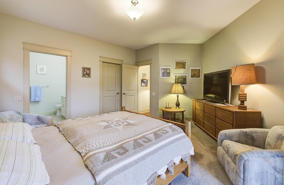 









2317


Pine Vista

Place,
West Kelowna,




BC
V4T 2Y1

