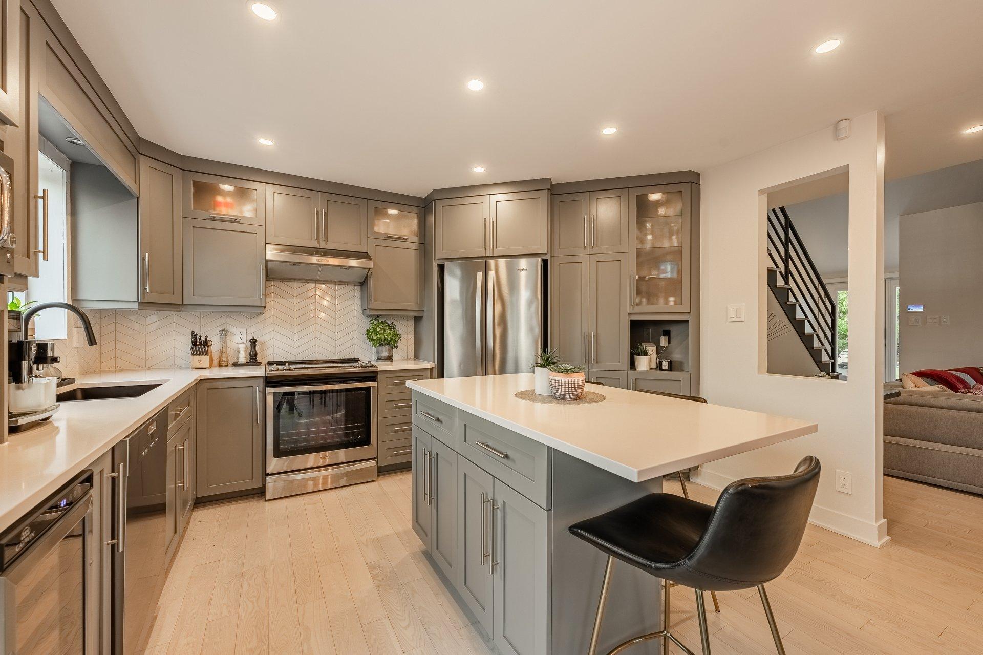 









15


Rue Besset

,
Saint-Mathias-sur-Richelieu,




QC
J3L6A3

