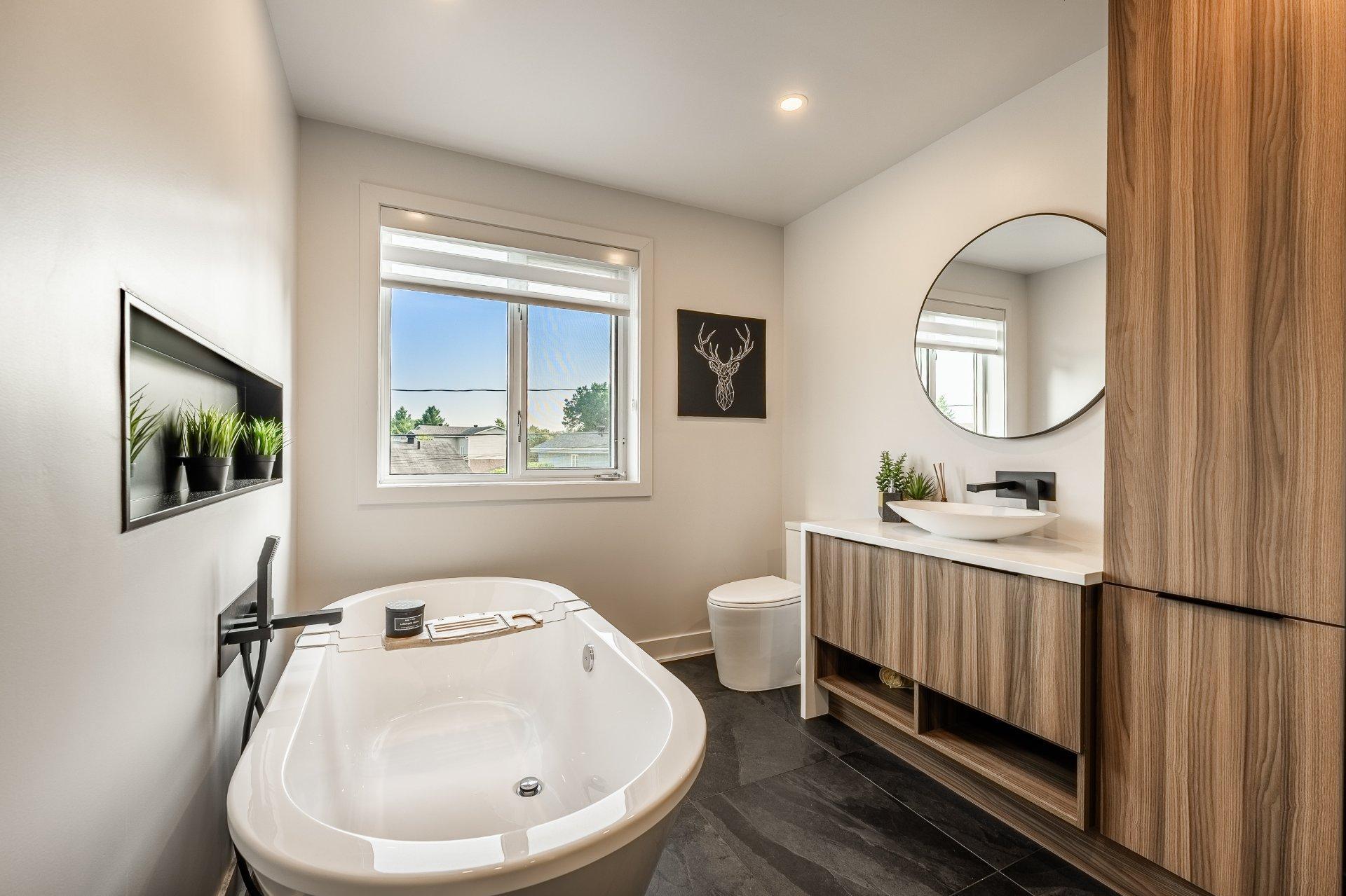 









15


Rue Besset

,
Saint-Mathias-sur-Richelieu,




QC
J3L6A3

