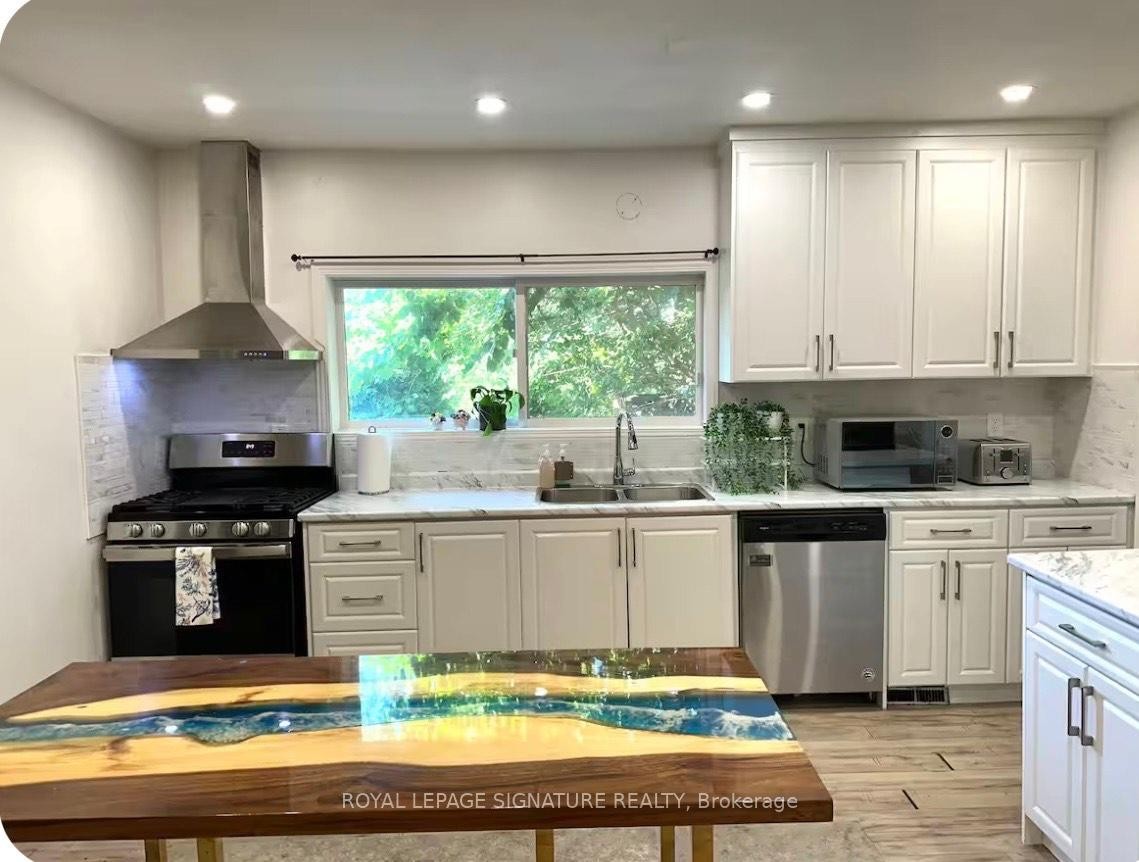 









1119


Rebecca

Street,
Oakville,




ON
L6L 1Y6

