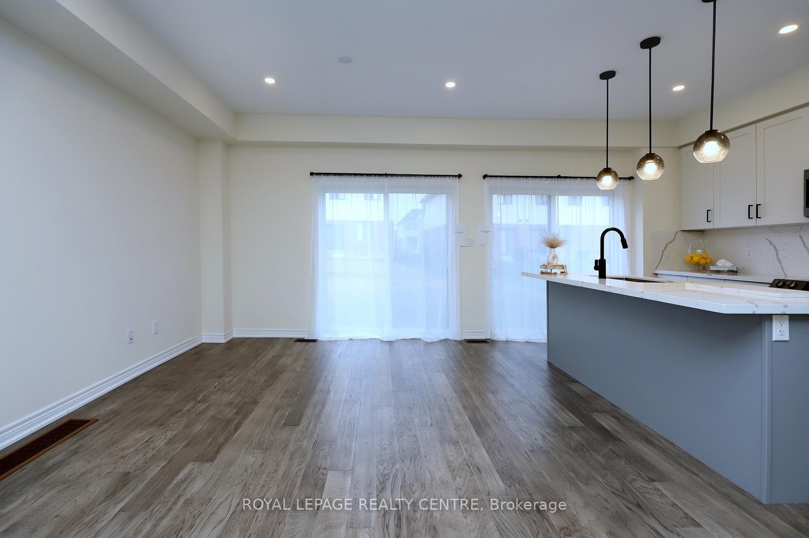 









64


Genoa

Drive,
Hamilton,




ON
L9B 0J8

