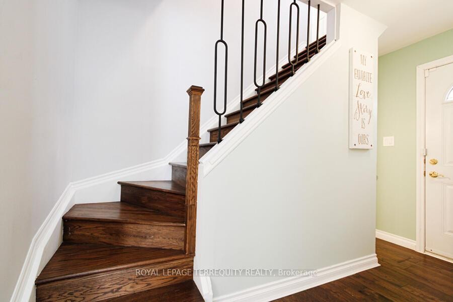 









3068


Cantelon

Crescent,
Mississauga,




ON
L5N 3J8

