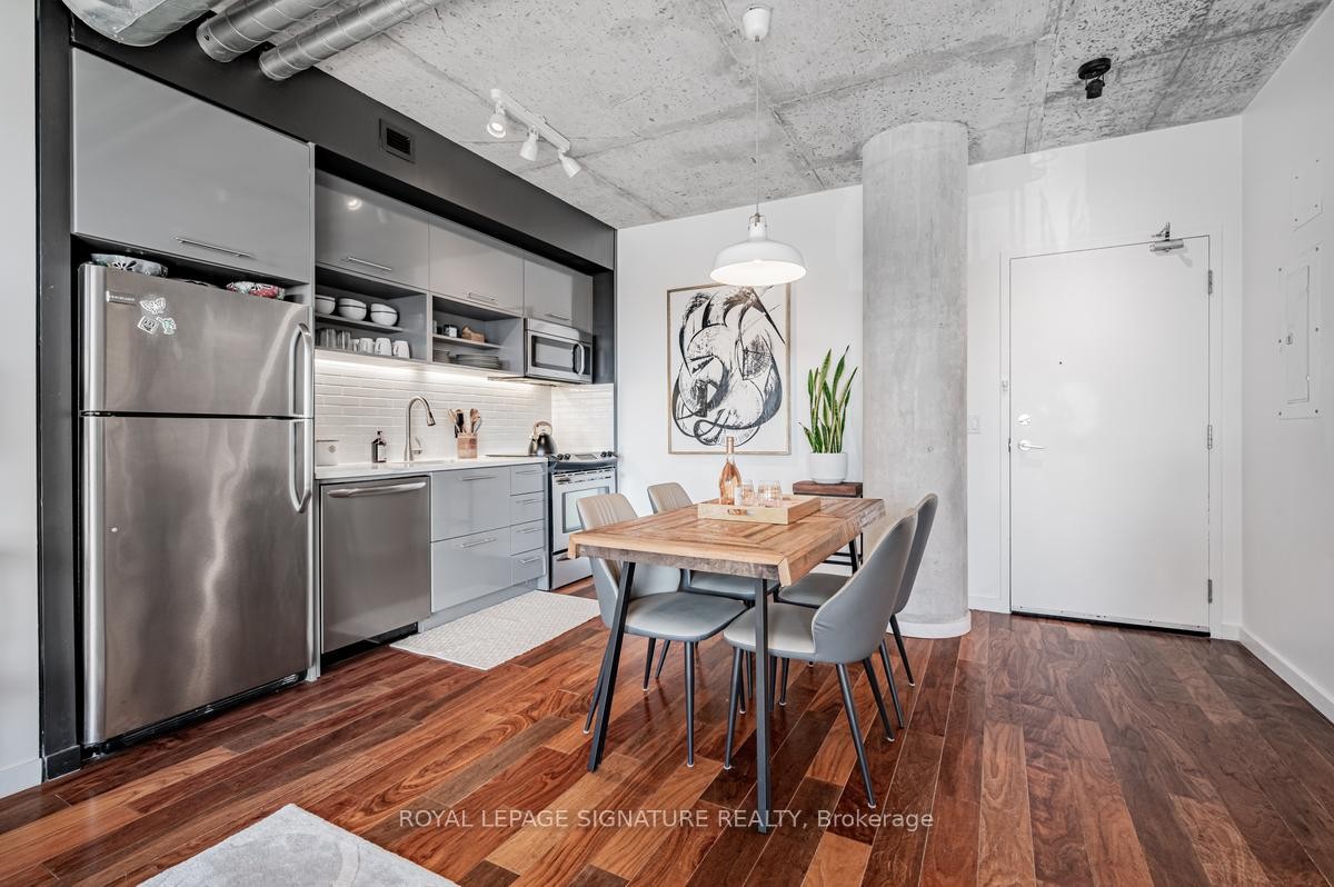 









51


Trolley

Crescent, 405,
Toronto,




ON
M5A 0E9

