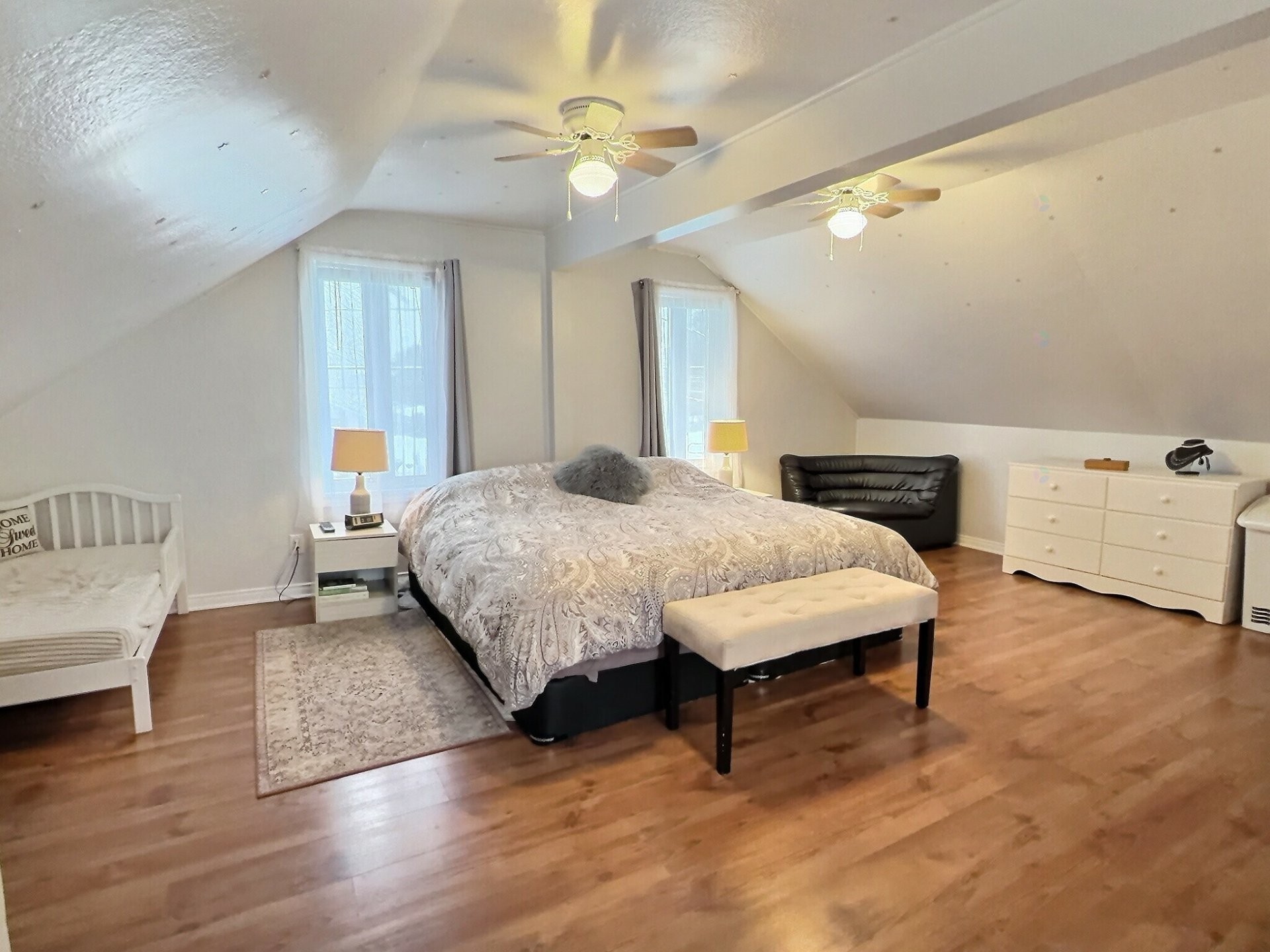 









26


Rue Leblanc

,
Notre-Dame-du-Nord,




QC
J0Z3B0

