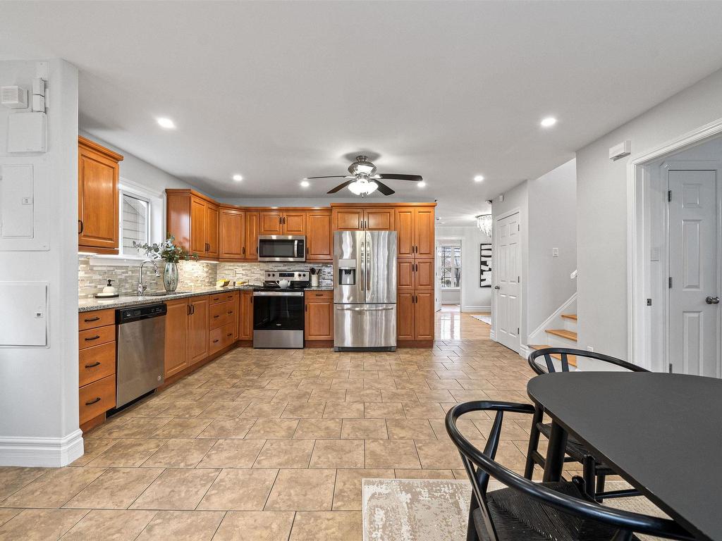 












3175 Micmac Street

,
Halifax,




NS
B3L 3W3

