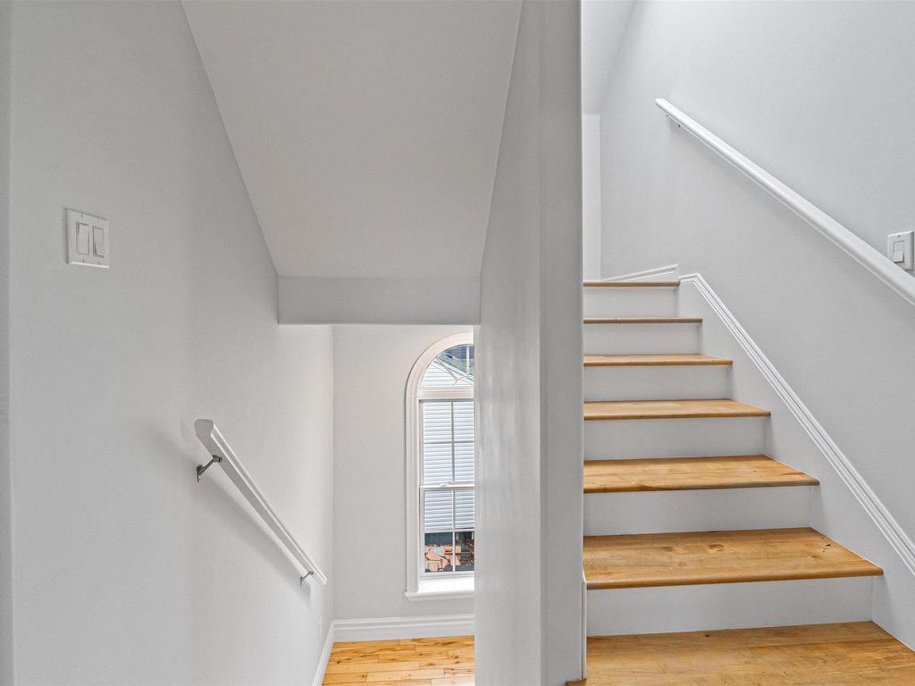 












3175 Micmac Street

,
Halifax,




NS
B3L 3W3

