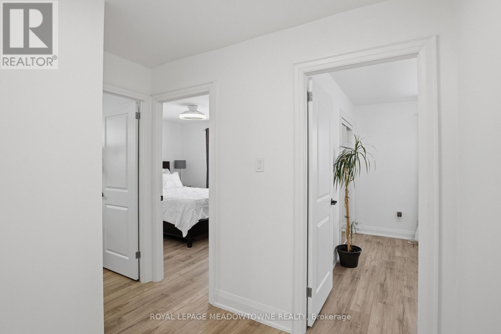 












10 MOTTISTONE COURT

,
Brantford,




Ontario
N3R6L1

