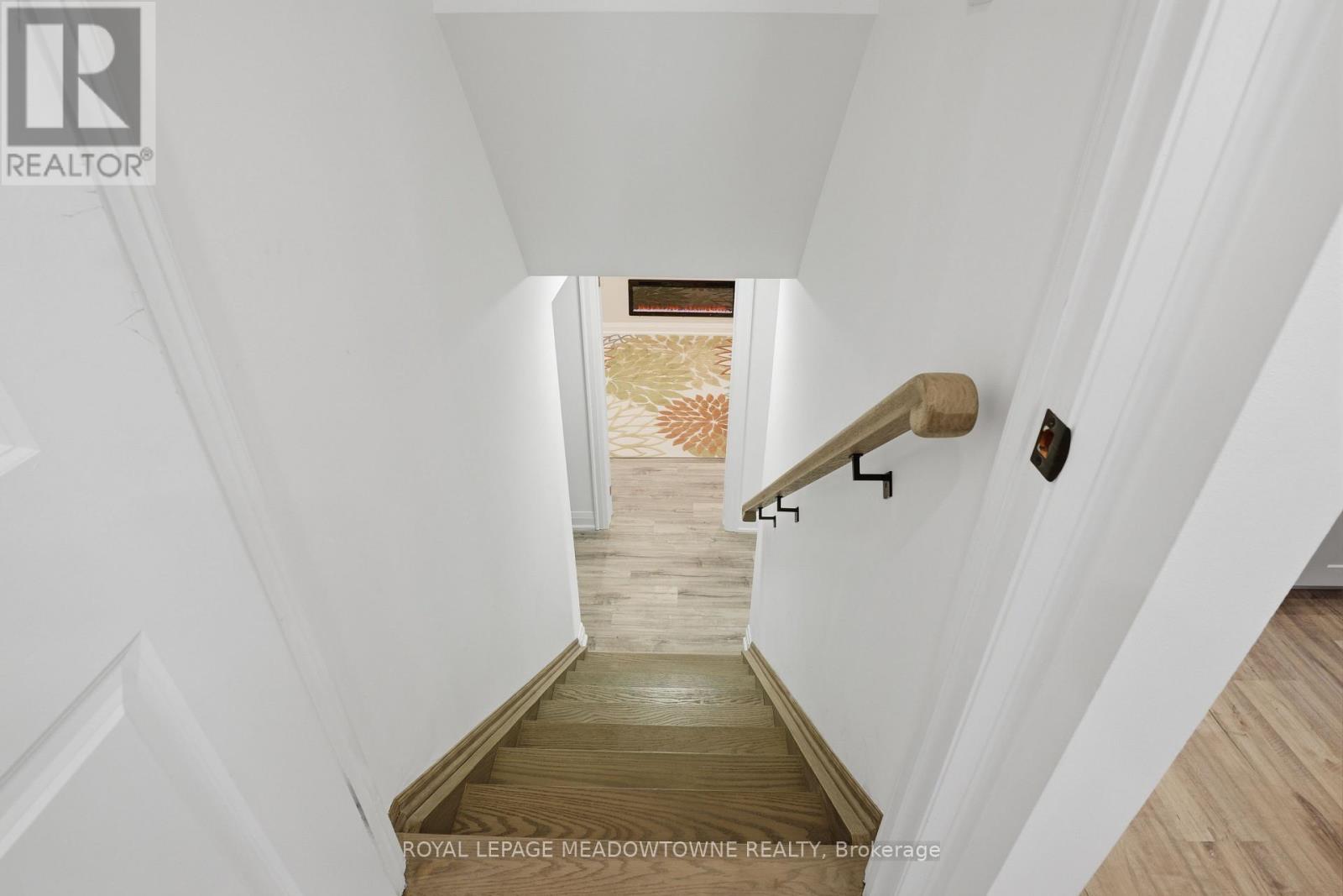 












10 MOTTISTONE COURT

,
Brantford,




Ontario
N3R6L1

