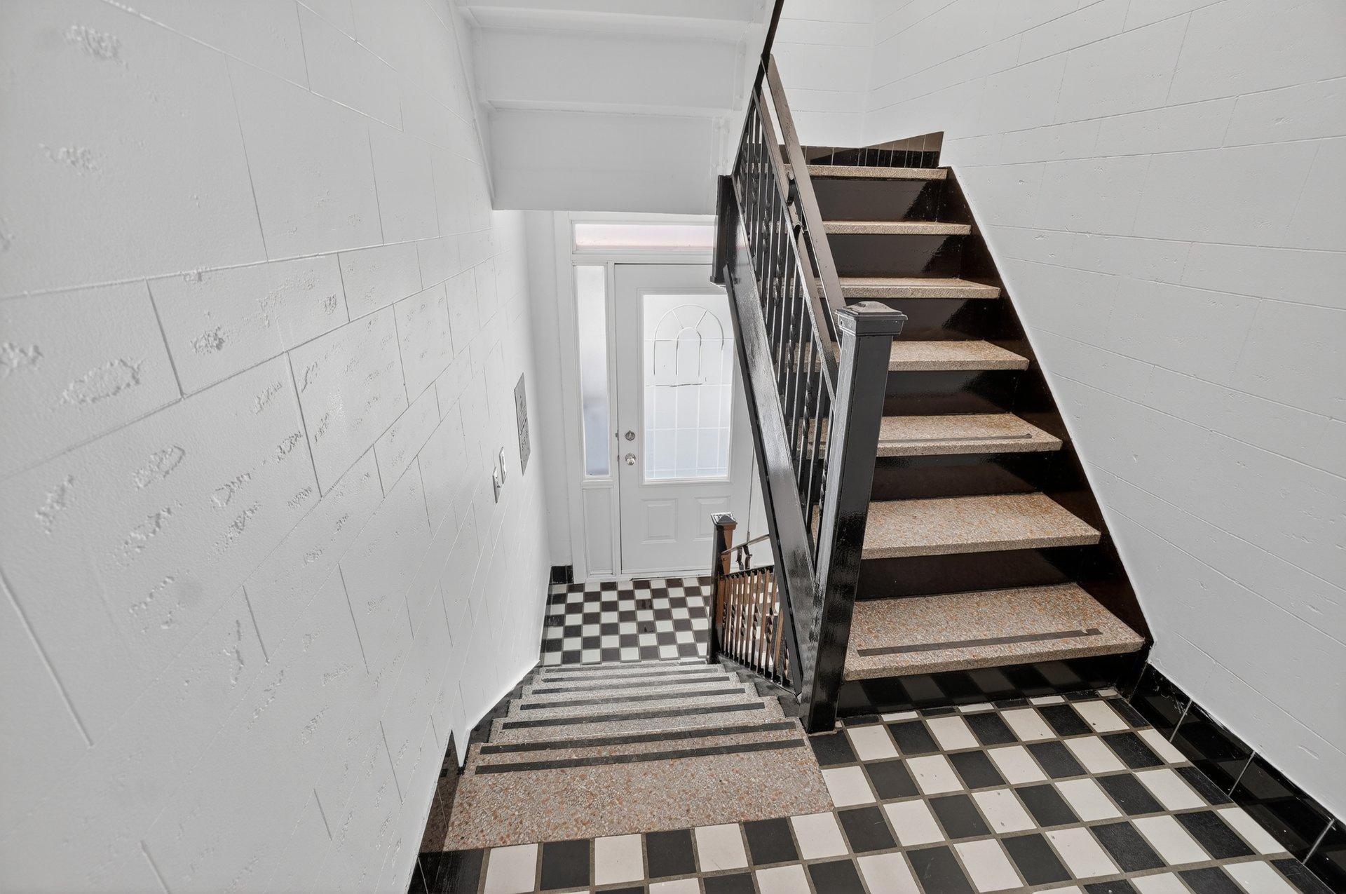 









6816

 - 6820


Rue De Lanaudière

,
Montréal (Rosemont/La Petite-Patrie),




QC
H2G3B3

