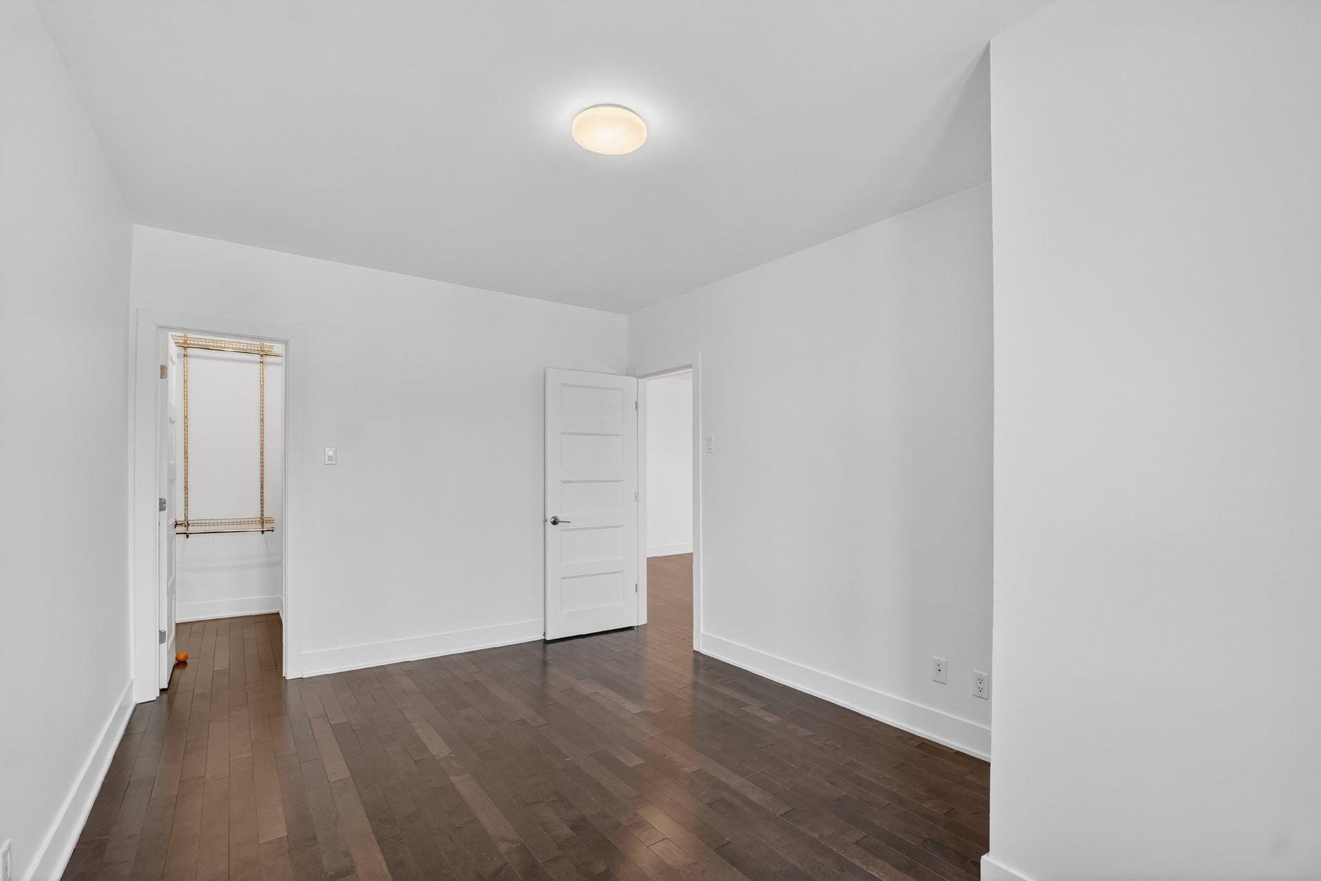 









6816

 - 6820


Rue De Lanaudière

,
Montréal (Rosemont/La Petite-Patrie),




QC
H2G3B3

