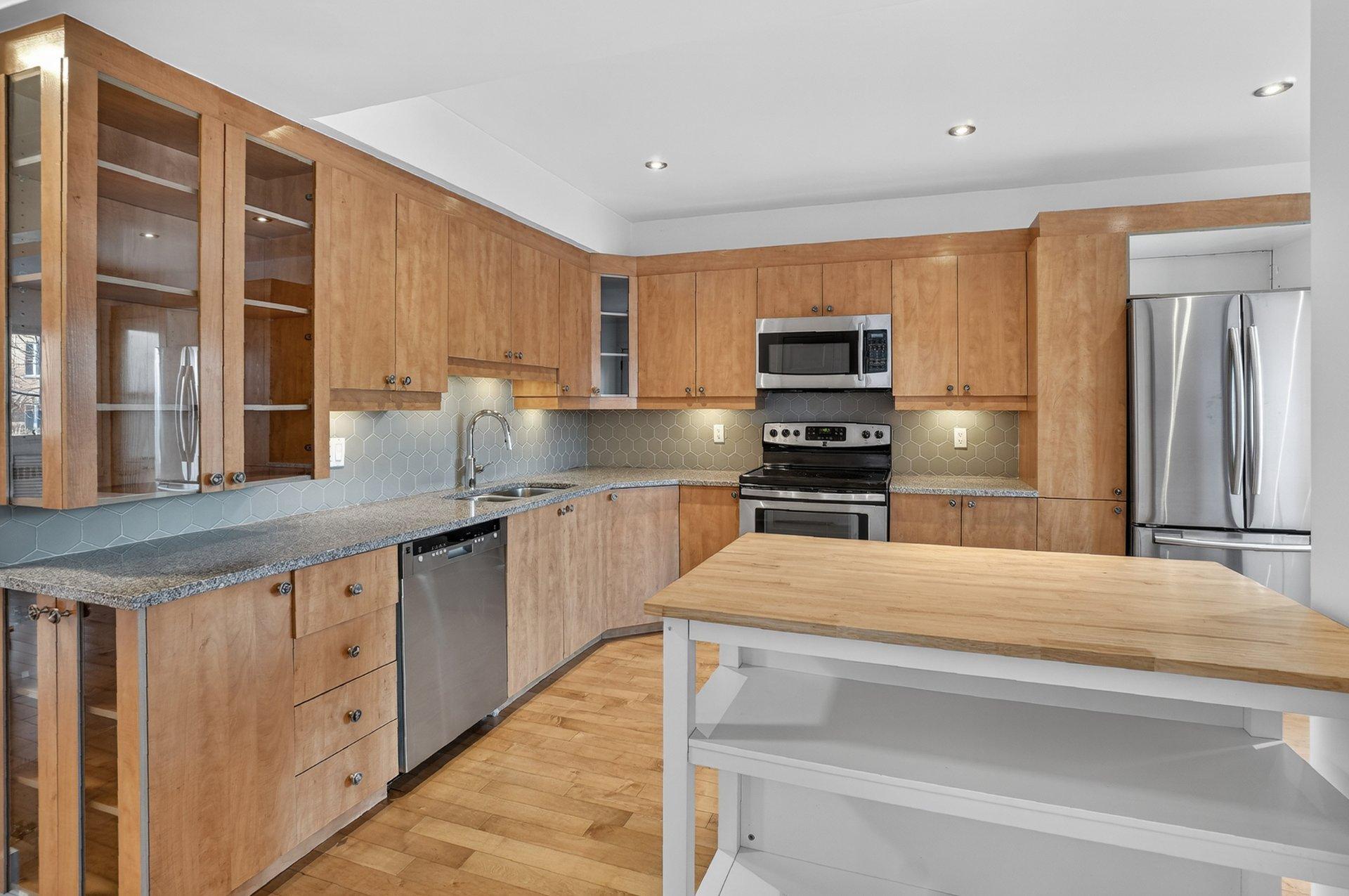 









6816

 - 6820


Rue De Lanaudière

,
Montréal (Rosemont/La Petite-Patrie),




QC
H2G3B3

