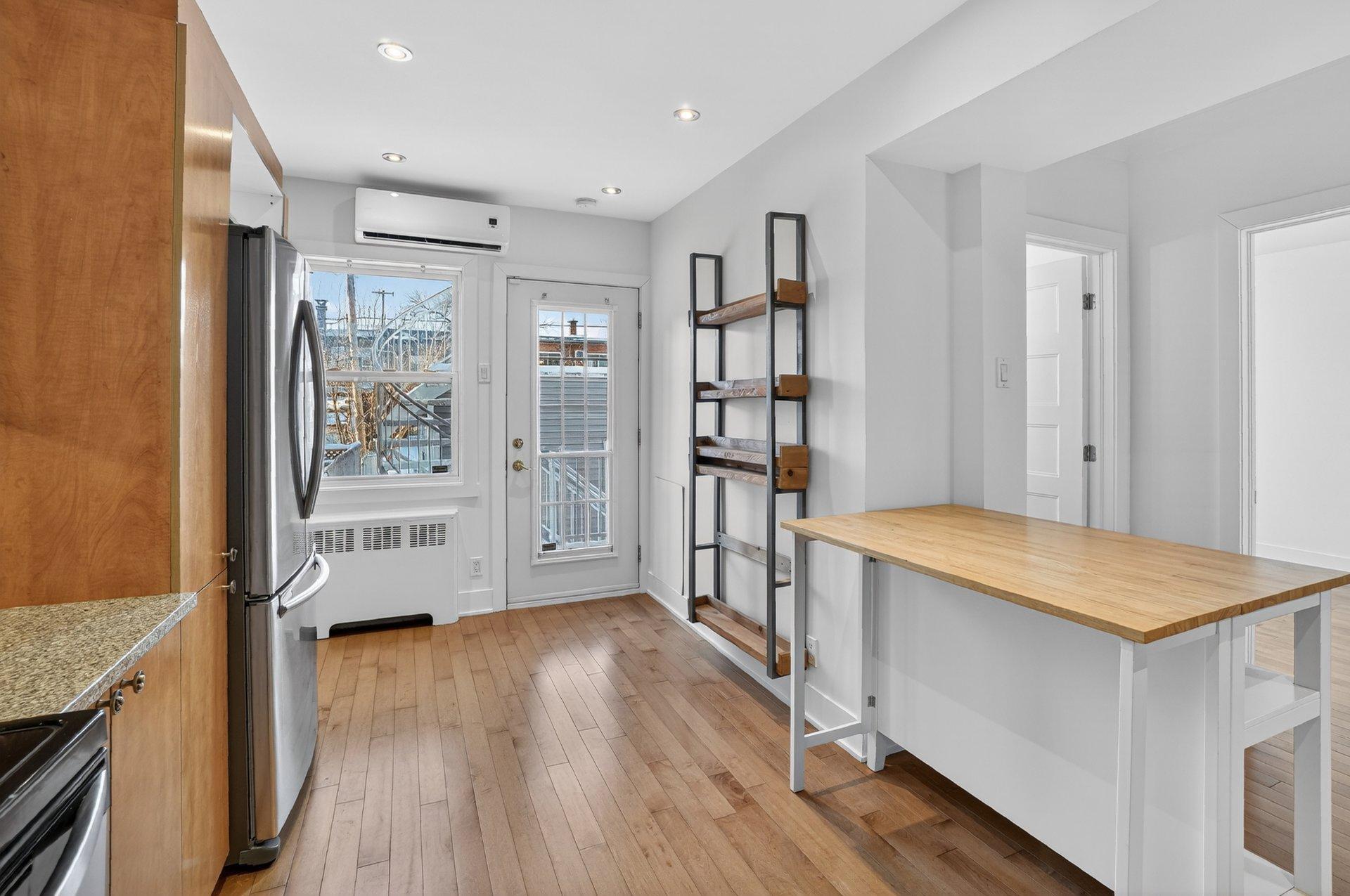 









6816

 - 6820


Rue De Lanaudière

,
Montréal (Rosemont/La Petite-Patrie),




QC
H2G3B3

