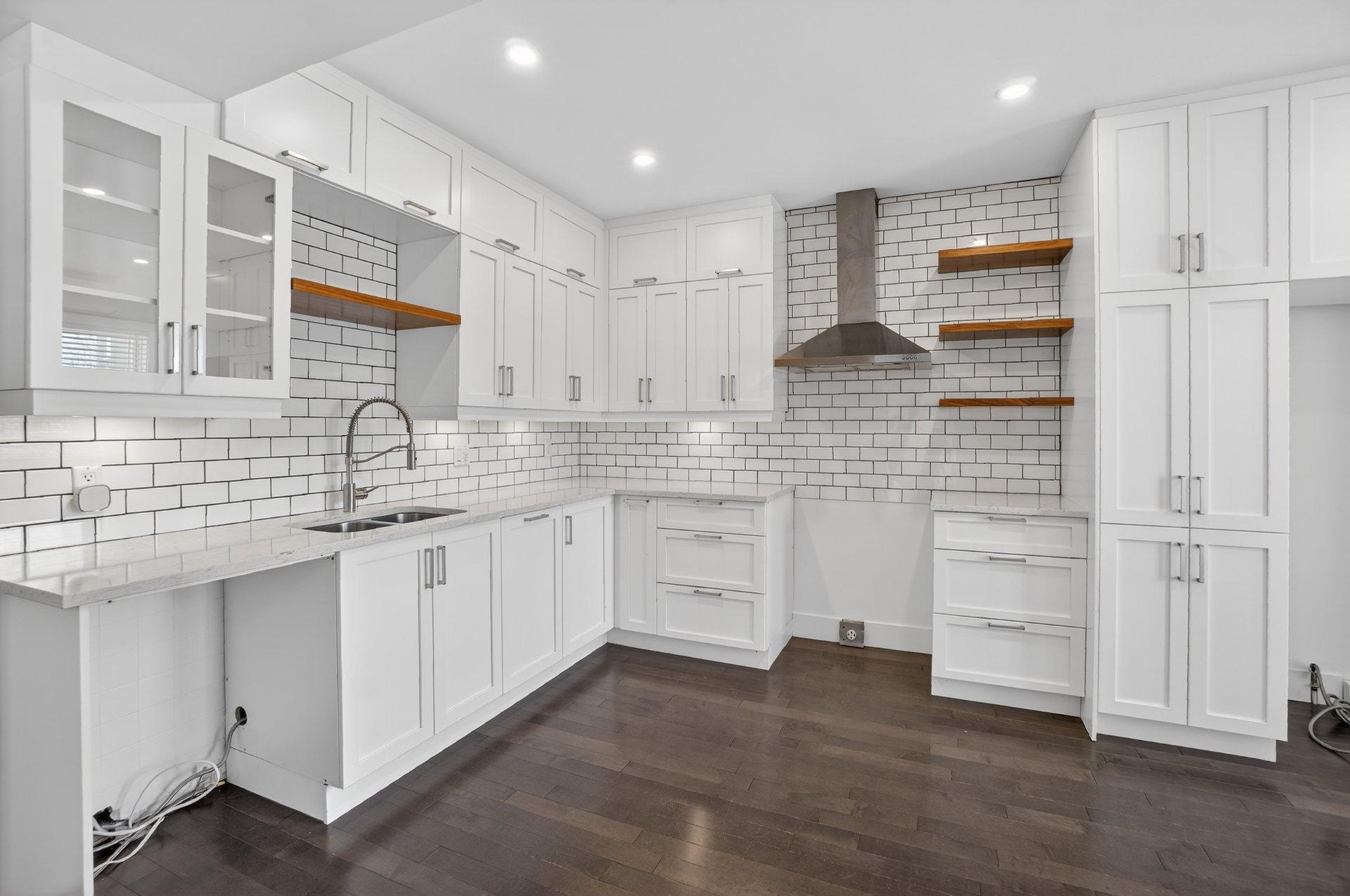 









6816

 - 6820


Rue De Lanaudière

,
Montréal (Rosemont/La Petite-Patrie),




QC
H2G3B3

