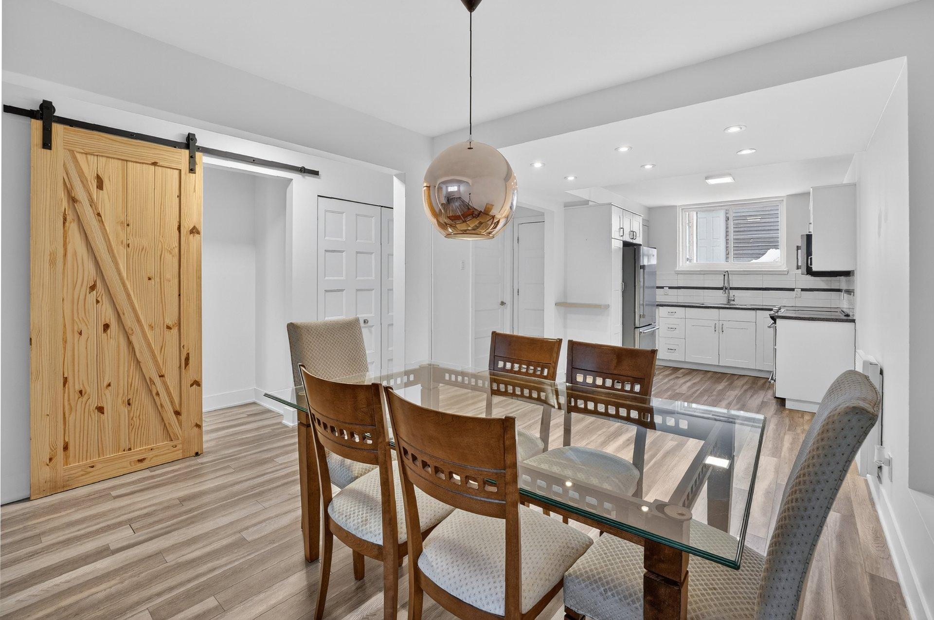 









6816

 - 6820


Rue De Lanaudière

,
Montréal (Rosemont/La Petite-Patrie),




QC
H2G3B3

