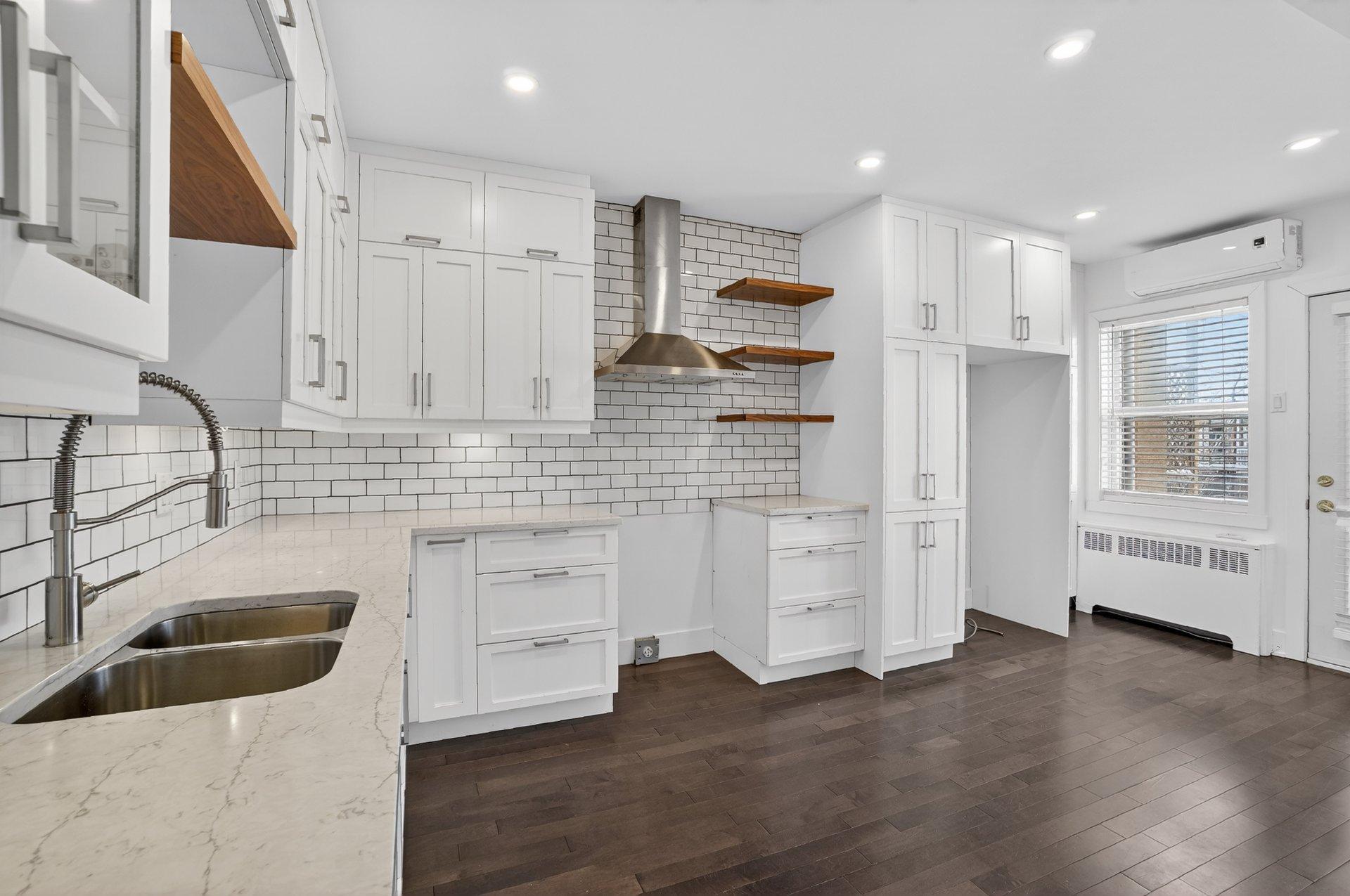 









6816

 - 6820


Rue De Lanaudière

,
Montréal (Rosemont/La Petite-Patrie),




QC
H2G3B3

