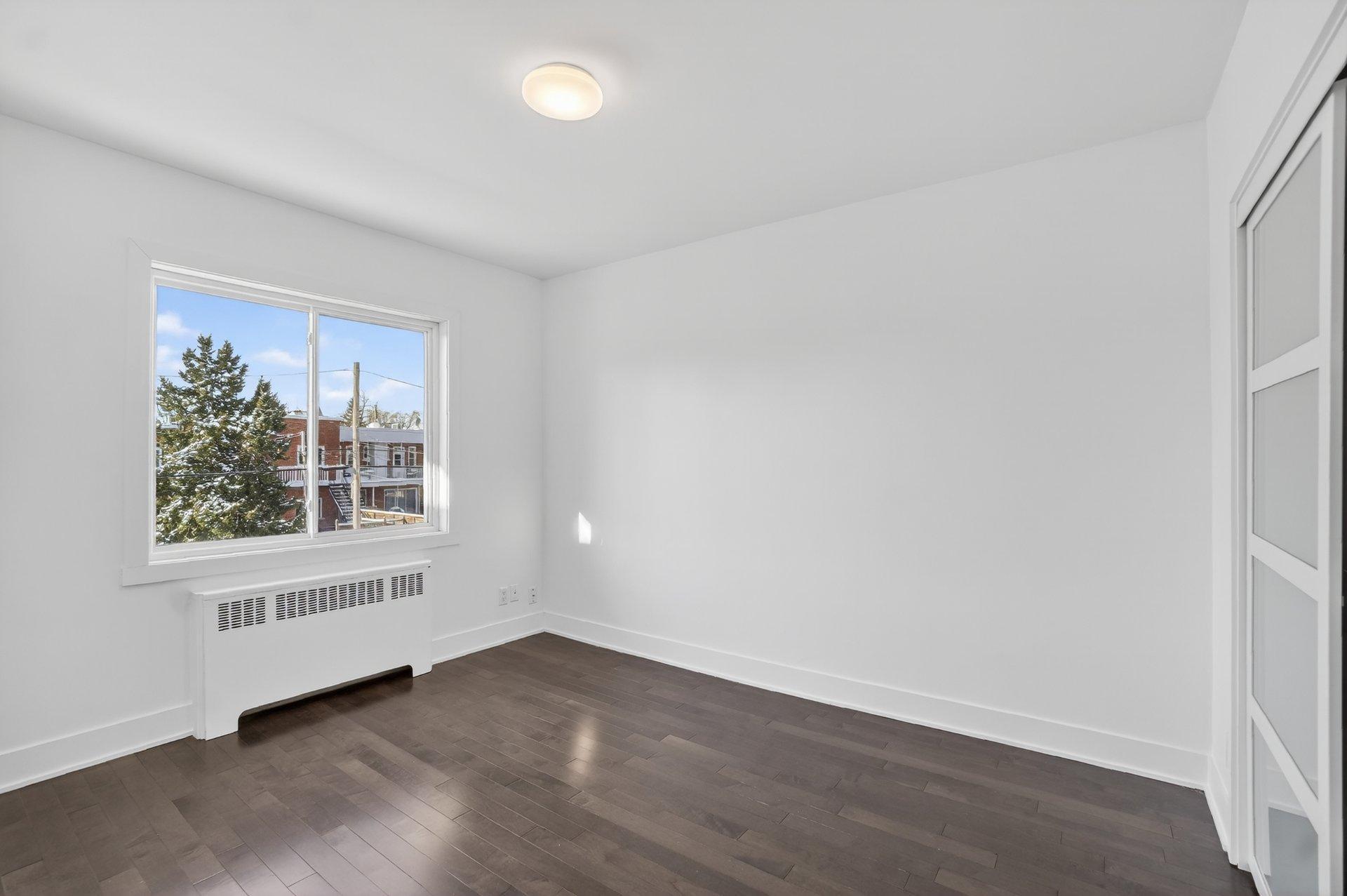 









6816

 - 6820


Rue De Lanaudière

,
Montréal (Rosemont/La Petite-Patrie),




QC
H2G3B3

