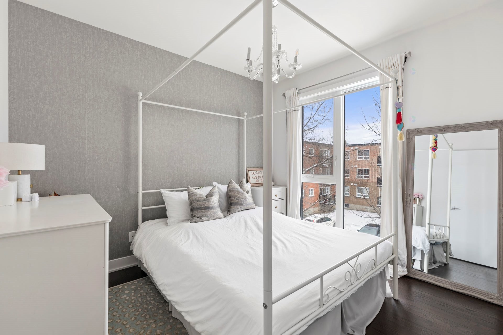 









145


Boul. Bouchard

, 308,
Dorval,




QC
H9S0B2

