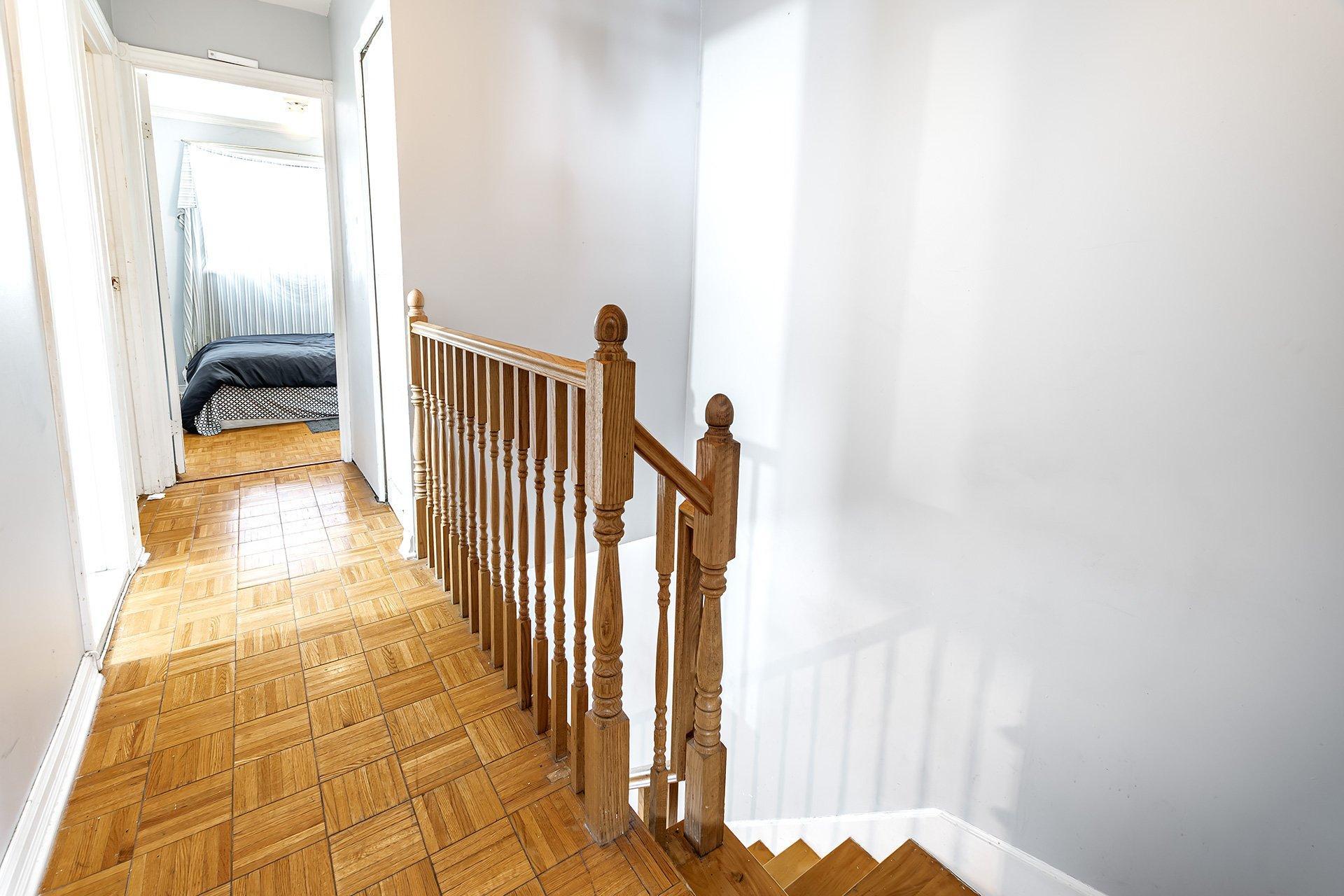 









4838


Rue Lake

,
Dollard-des-Ormeaux,




QC
H9G1G8

