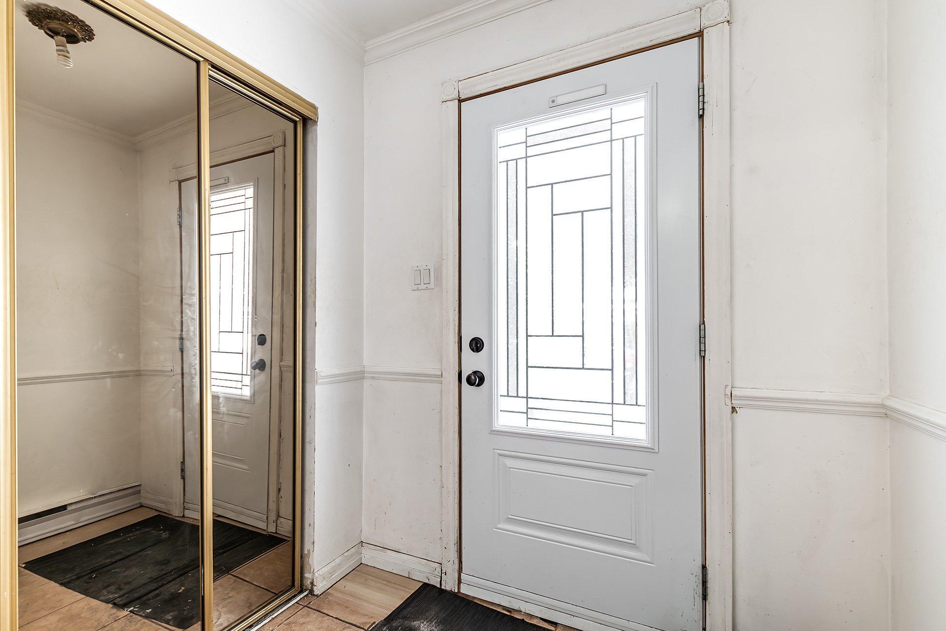 









4838


Rue Lake

,
Dollard-des-Ormeaux,




QC
H9G1G8

