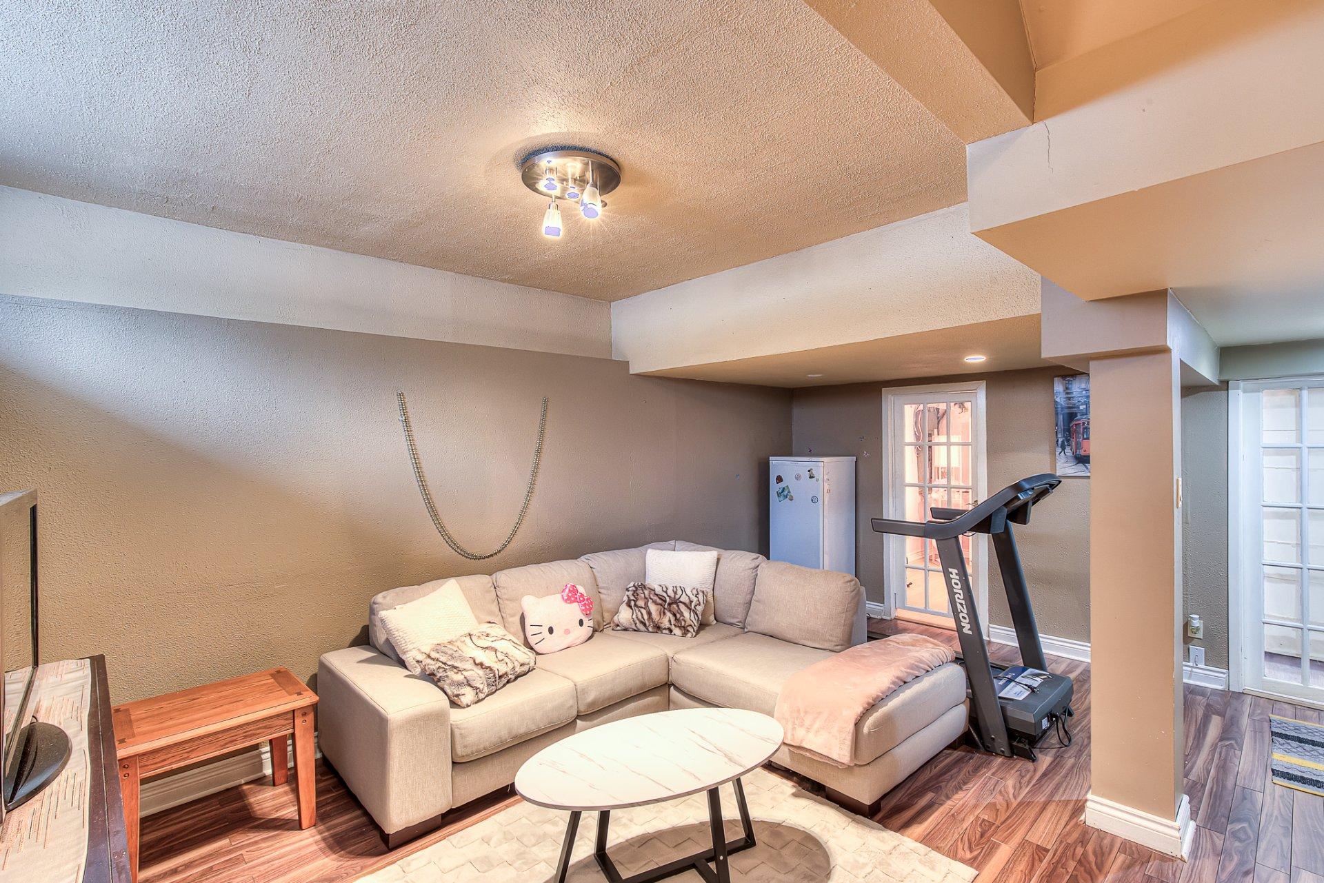 









291


Rue Soupras

,
Montréal (L'Île-Bizard/Sainte-Geneviève),




QC
H9C2E1

