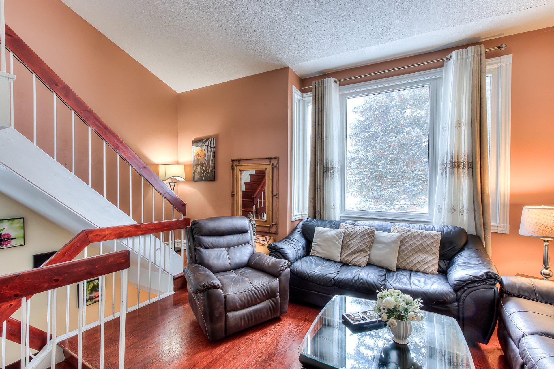 









291


Rue Soupras

,
Montréal (L'Île-Bizard/Sainte-Geneviève),




QC
H9C2E1

