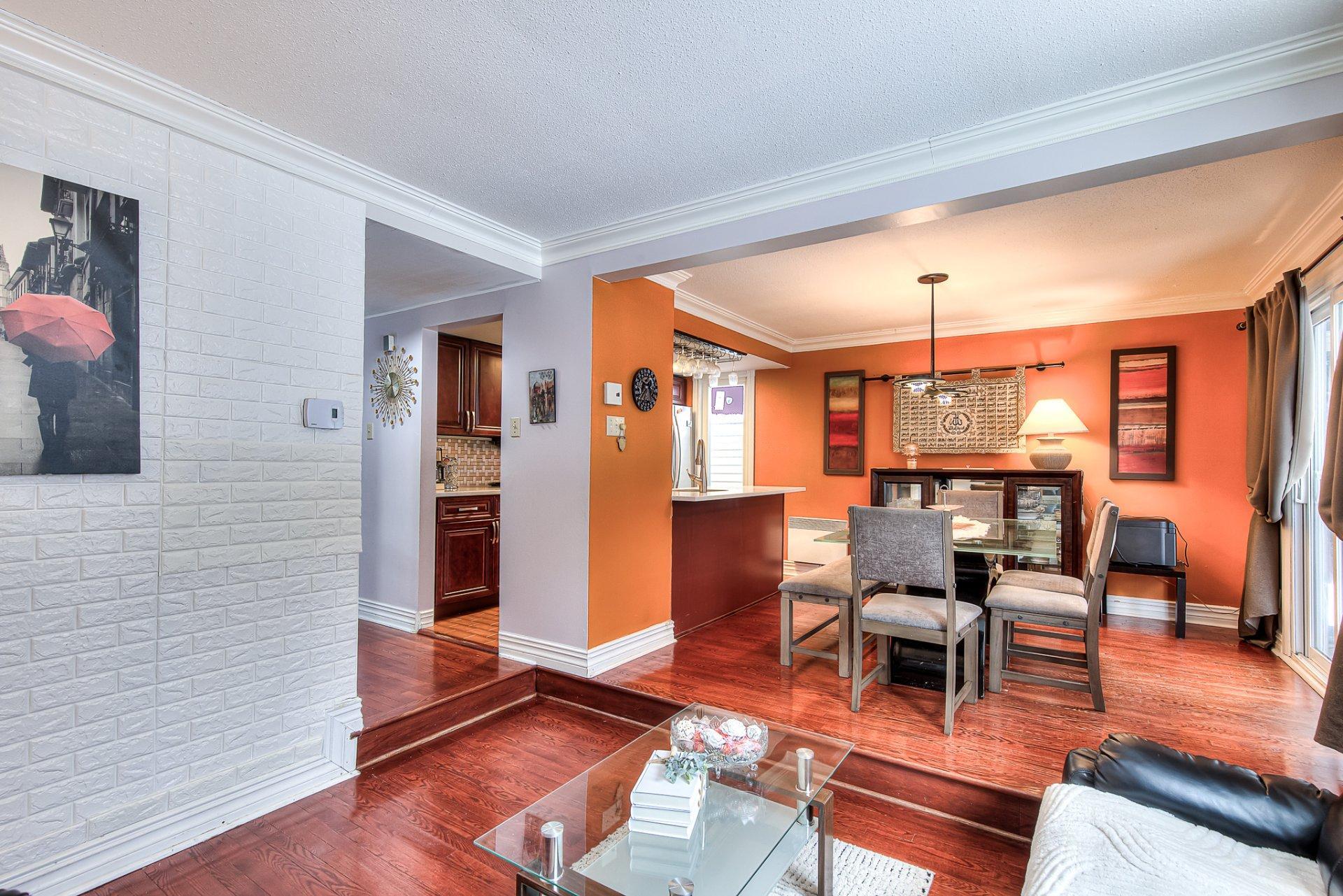 









291


Rue Soupras

,
Montréal (L'Île-Bizard/Sainte-Geneviève),




QC
H9C2E1

