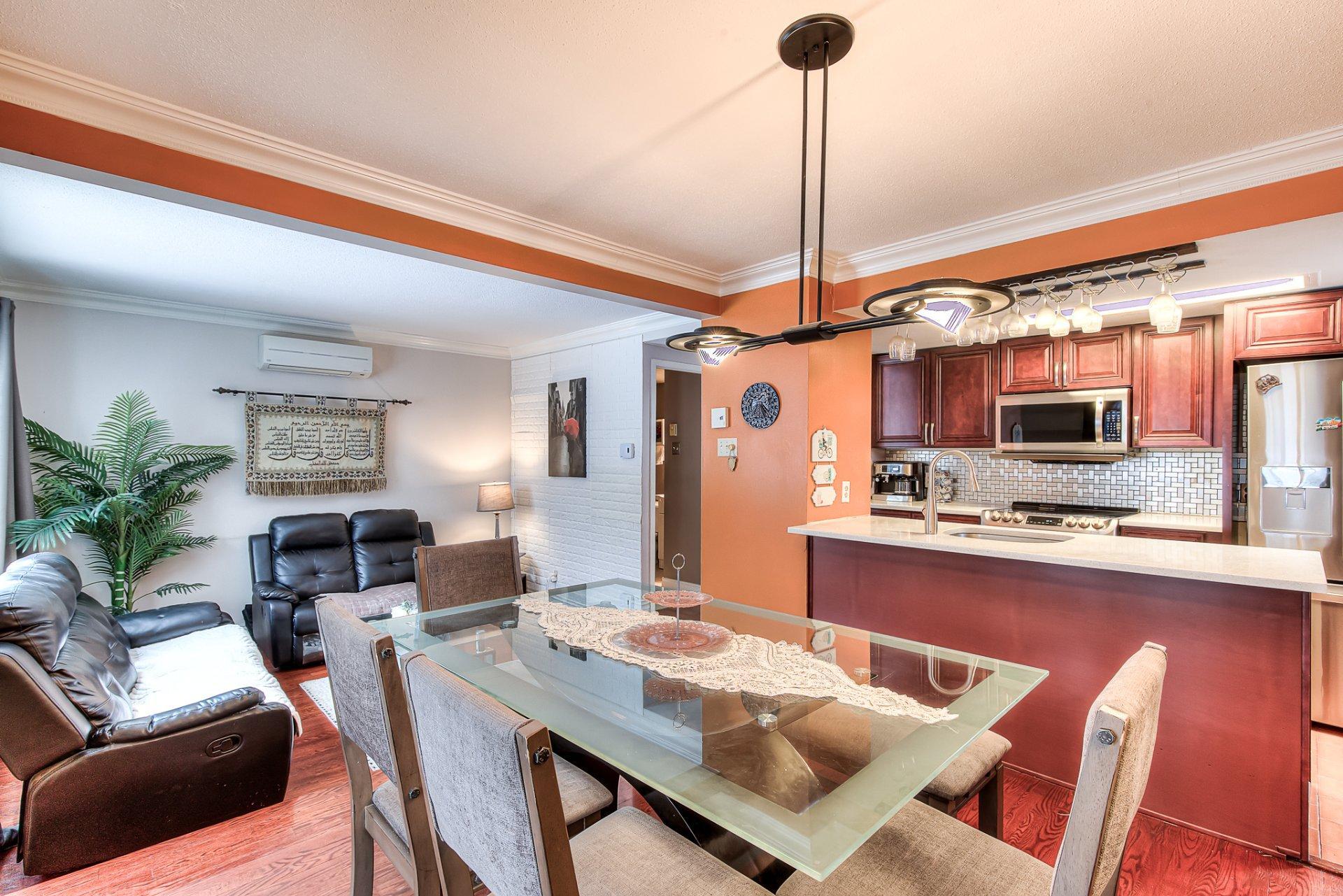 









291


Rue Soupras

,
Montréal (L'Île-Bizard/Sainte-Geneviève),




QC
H9C2E1

