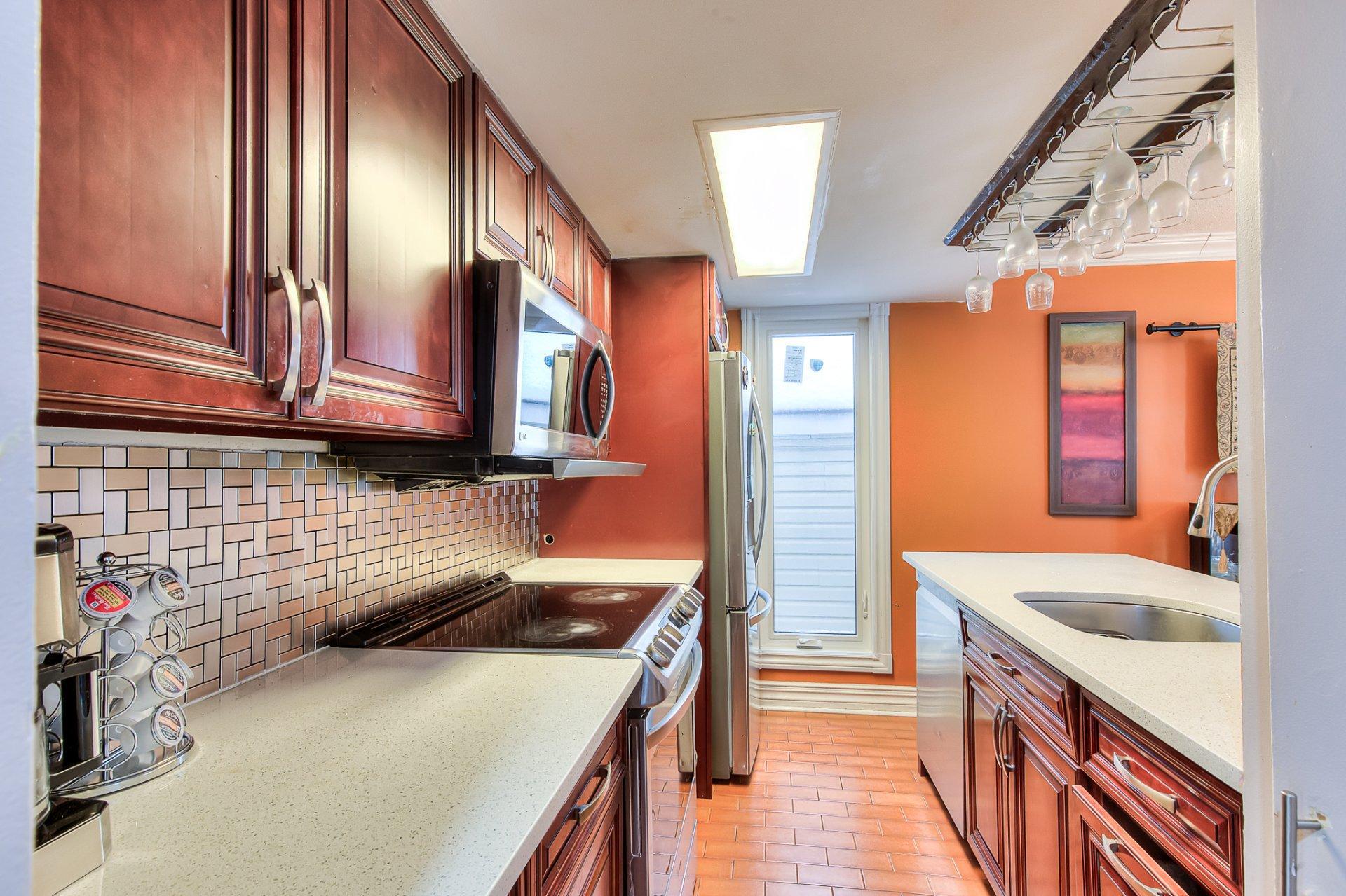 









291


Rue Soupras

,
Montréal (L'Île-Bizard/Sainte-Geneviève),




QC
H9C2E1

