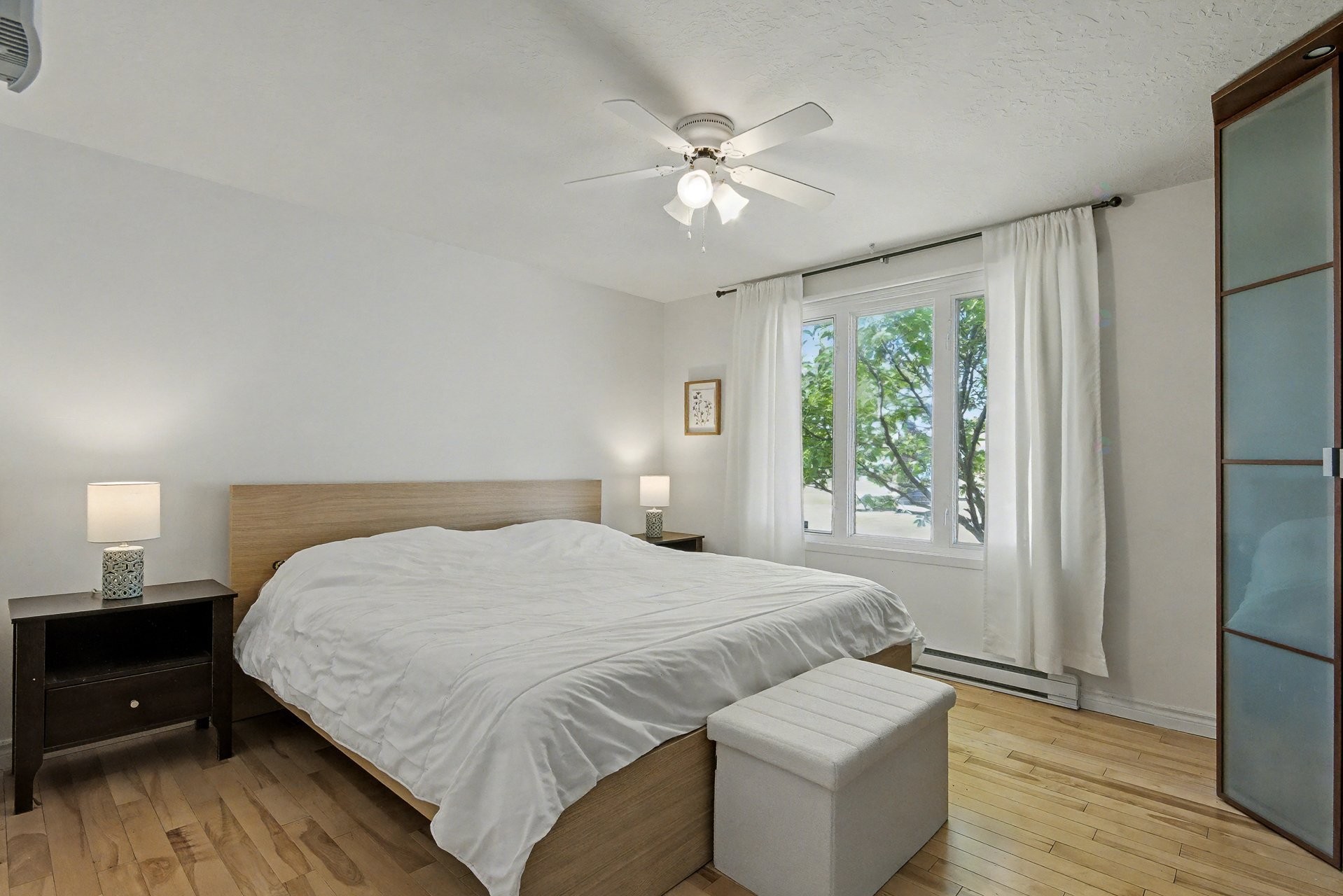 









198


Rue Courville

,
Saint-Jean-sur-Richelieu,




QC
J2W2Y9

