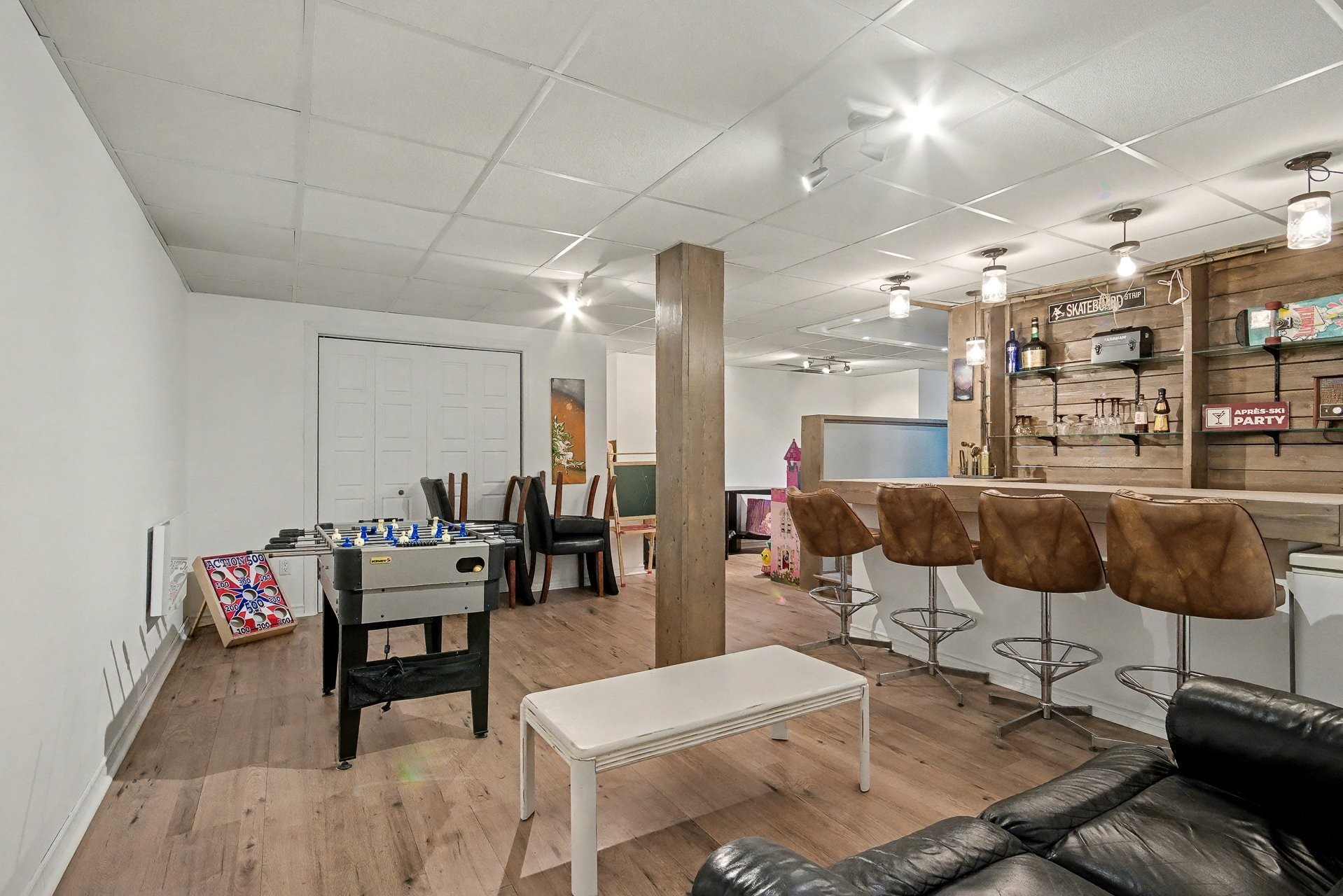 









198


Rue Courville

,
Saint-Jean-sur-Richelieu,




QC
J2W2Y9

