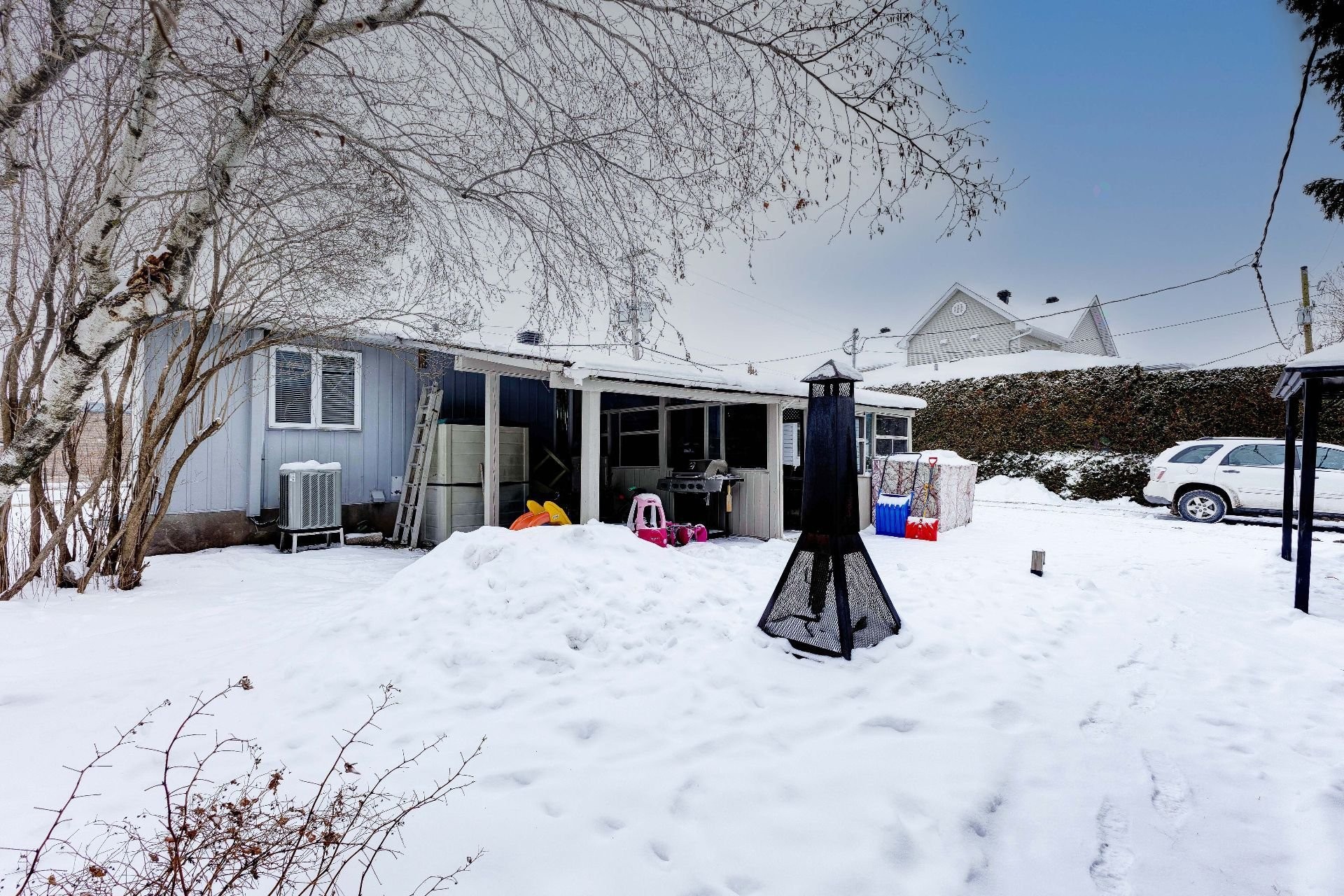 









198


Rue Courville

,
Saint-Jean-sur-Richelieu,




QC
J2W2Y9

