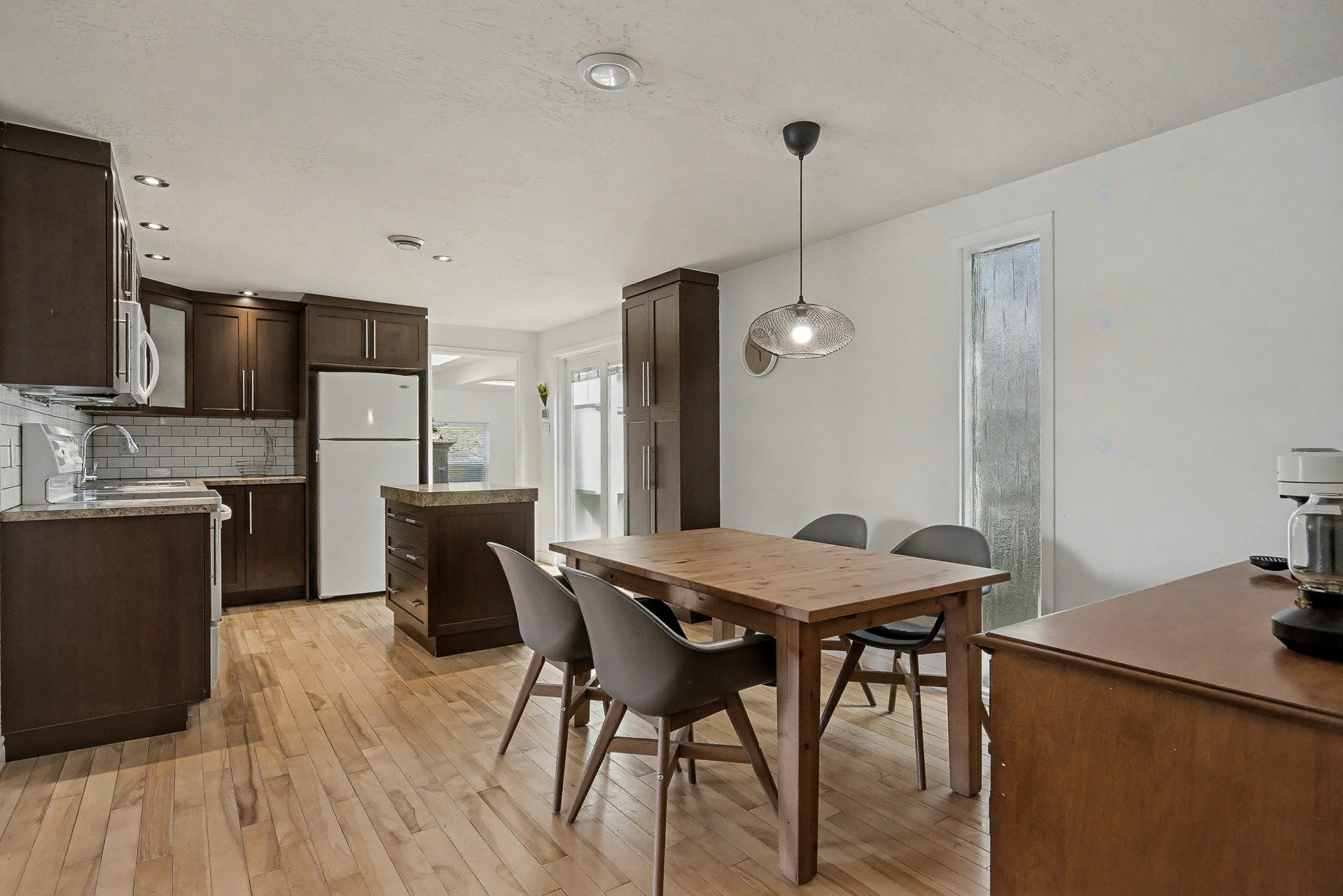 









198


Rue Courville

,
Saint-Jean-sur-Richelieu,




QC
J2W2Y9

