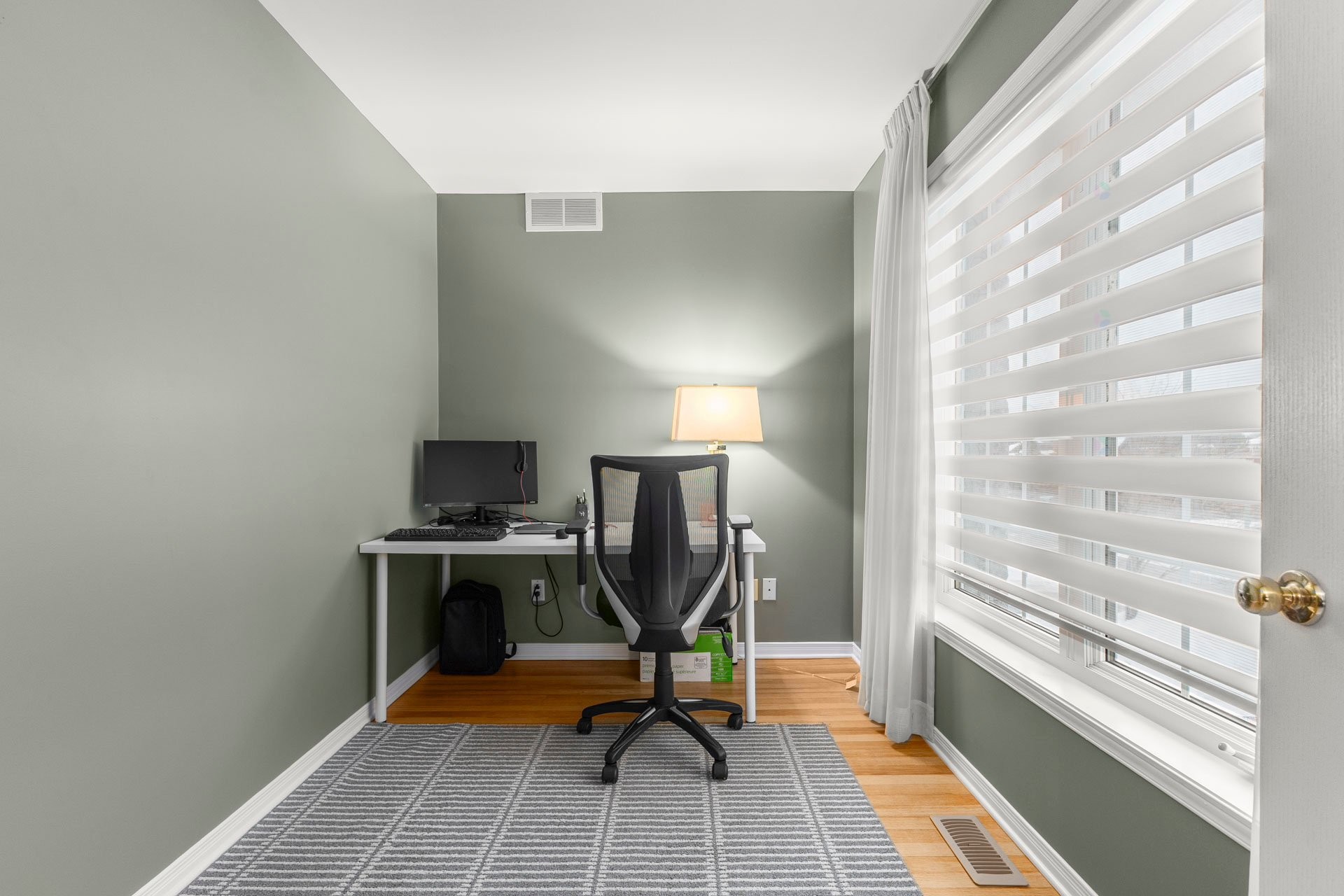 









40


Rue Michel-McNabb

,
Notre-Dame-de-l'Île-Perrot,




QC
J7V9R8


