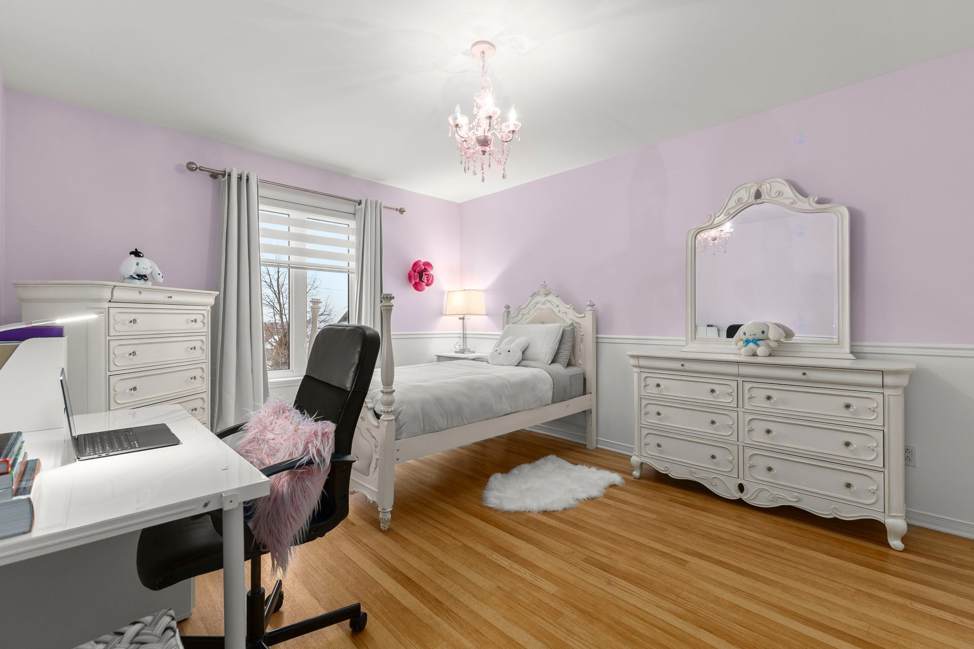 









40


Rue Michel-McNabb

,
Notre-Dame-de-l'Île-Perrot,




QC
J7V9R8

