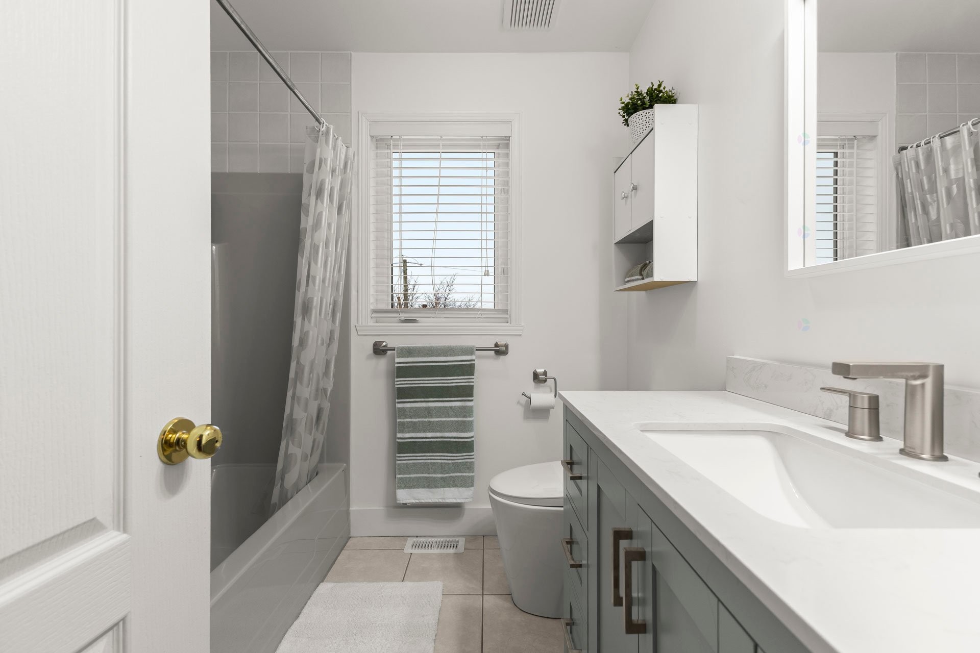 









40


Rue Michel-McNabb

,
Notre-Dame-de-l'Île-Perrot,




QC
J7V9R8

