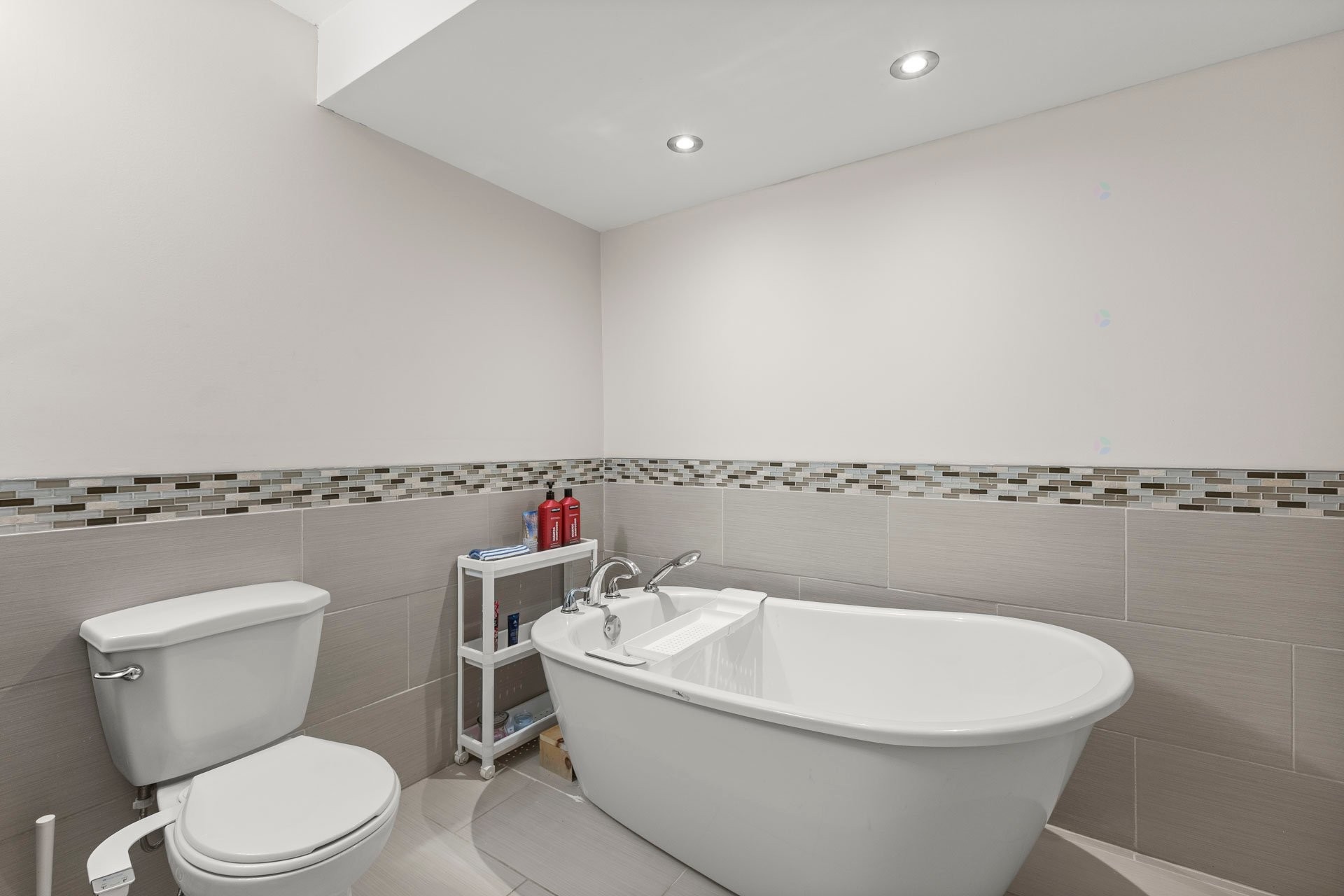 









40


Rue Michel-McNabb

,
Notre-Dame-de-l'Île-Perrot,




QC
J7V9R8

