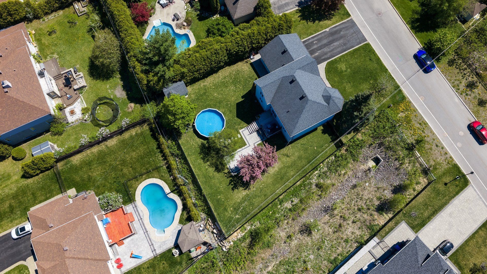 









40


Rue Michel-McNabb

,
Notre-Dame-de-l'Île-Perrot,




QC
J7V9R8

