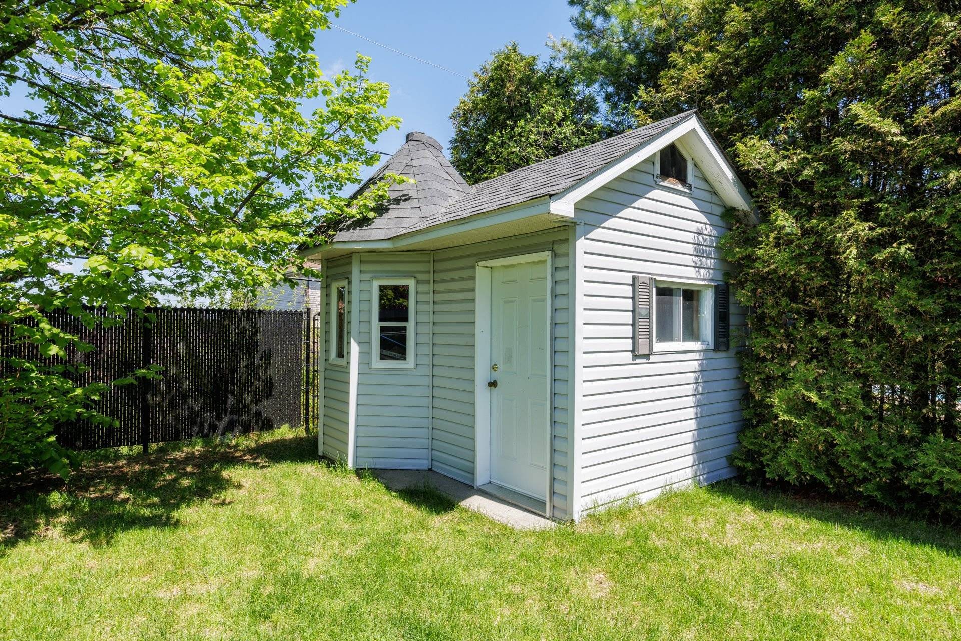 









40


Rue Michel-McNabb

,
Notre-Dame-de-l'Île-Perrot,




QC
J7V9R8

