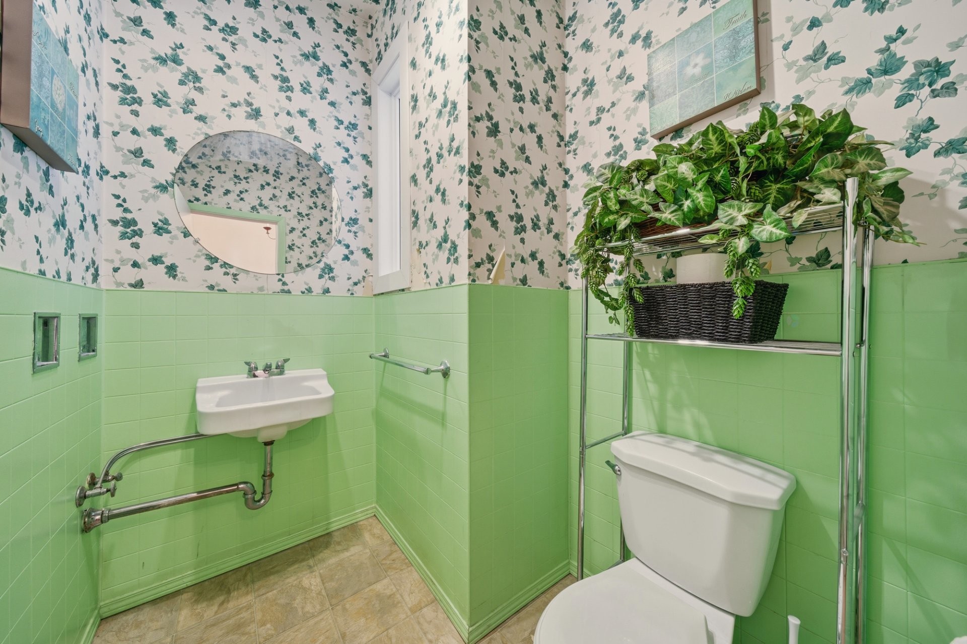 









491


Rue Dufferin

,
Stanstead - Ville,




QC
J0B3E0

