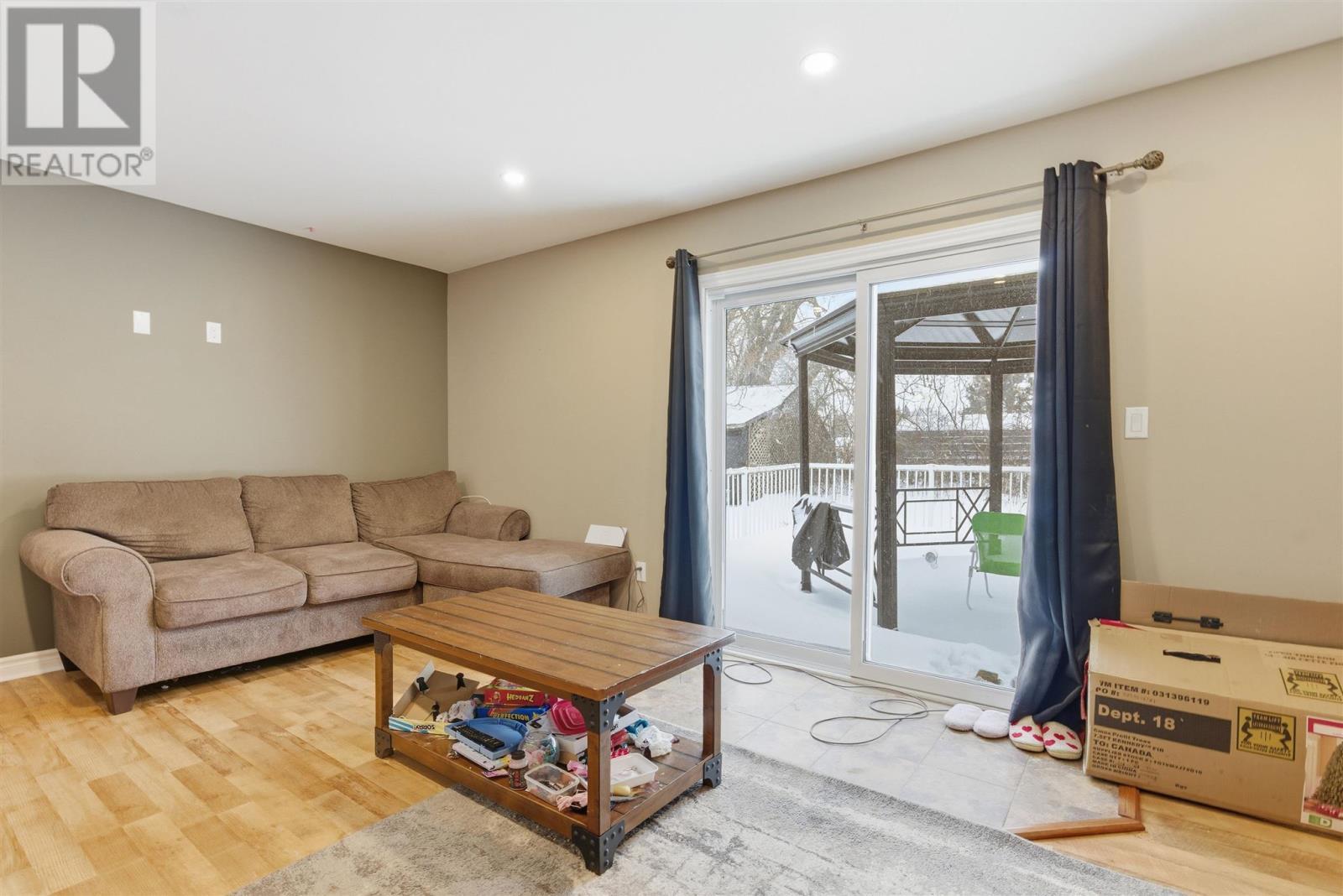 












53 Huron AVE

,
Blind River,




Ontario
P0R1B0

