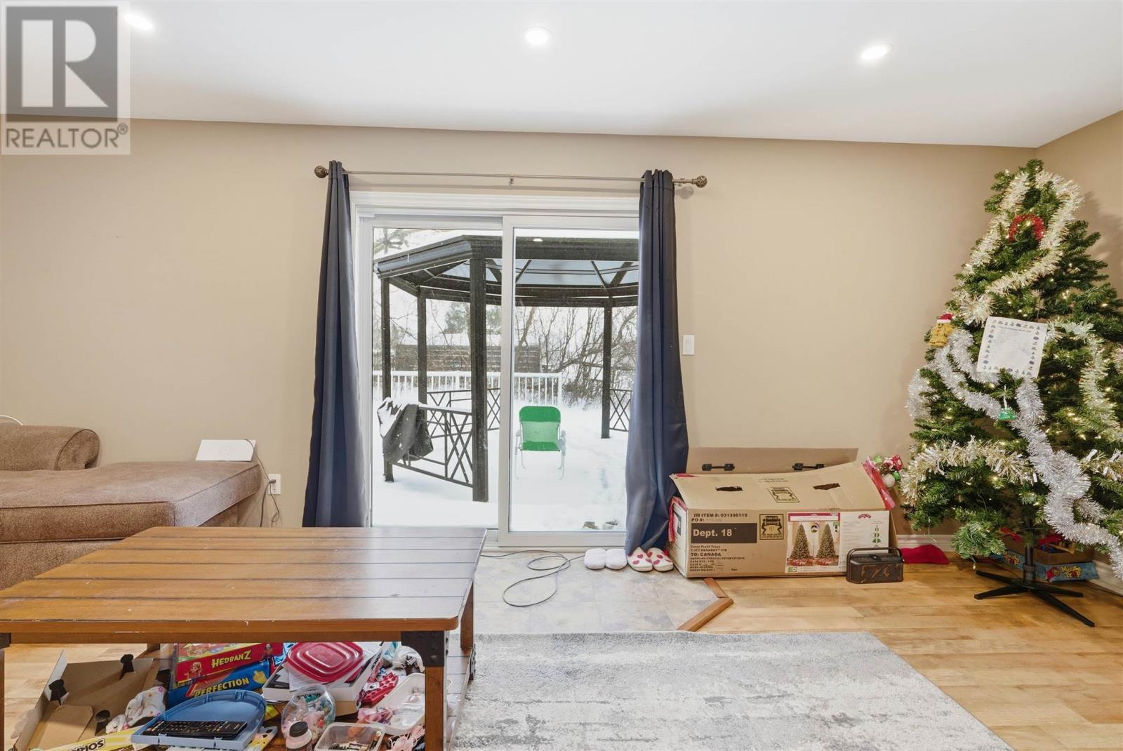 












53 Huron AVE

,
Blind River,




Ontario
P0R1B0

