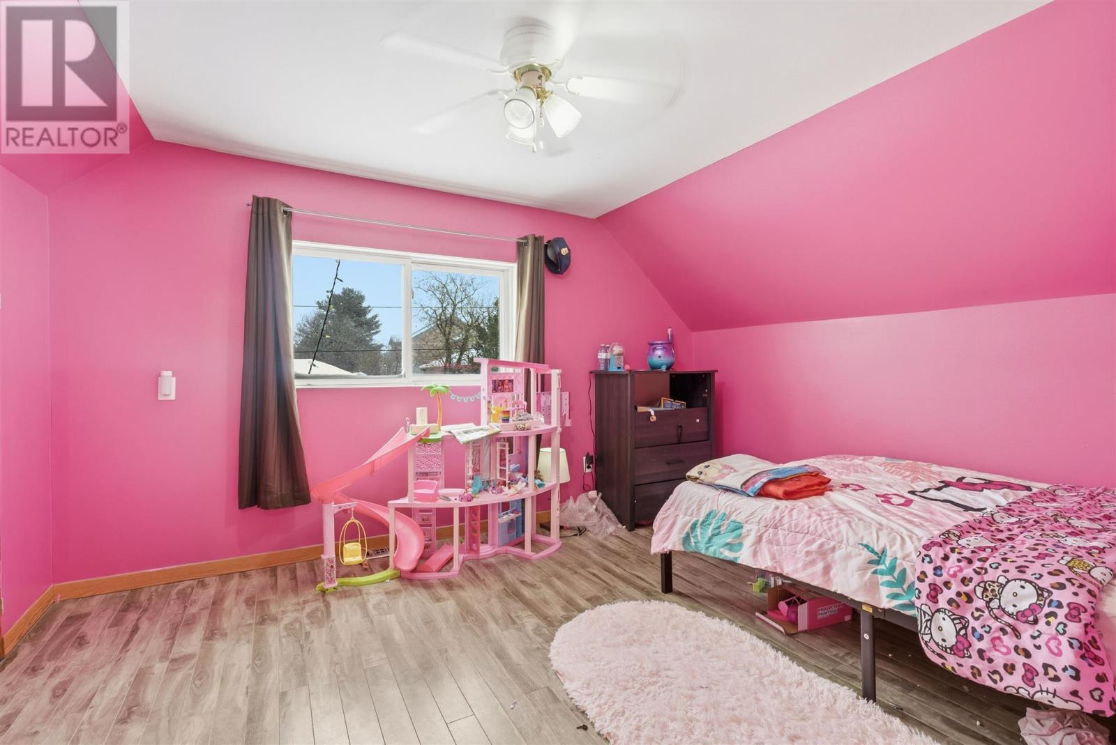 












53 Huron AVE

,
Blind River,




Ontario
P0R1B0

