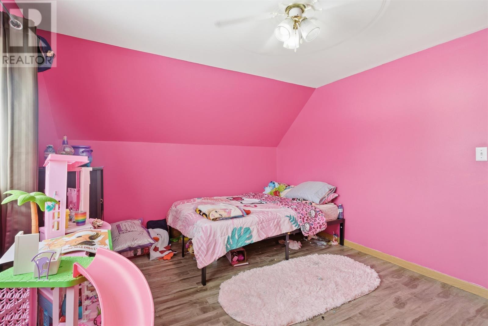 












53 Huron AVE

,
Blind River,




Ontario
P0R1B0

