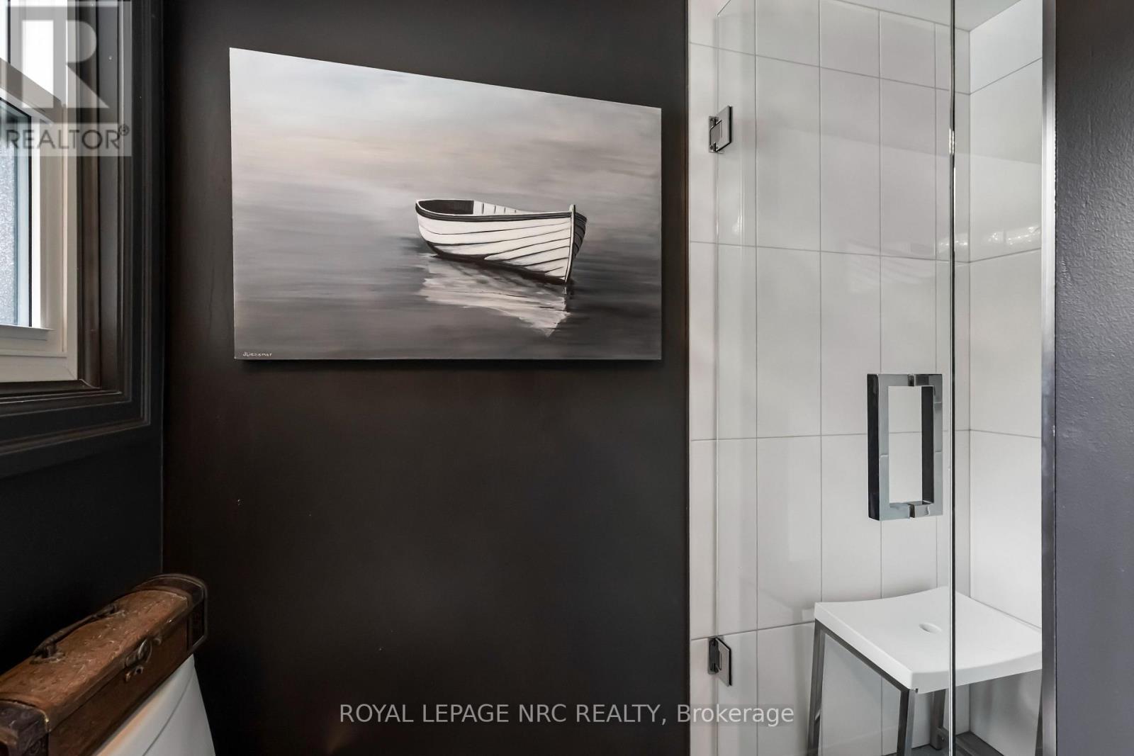 












9 CARTIER DRIVE

,
St. Catharines (Vine/Linwell),




Ontario
L2M2E5

