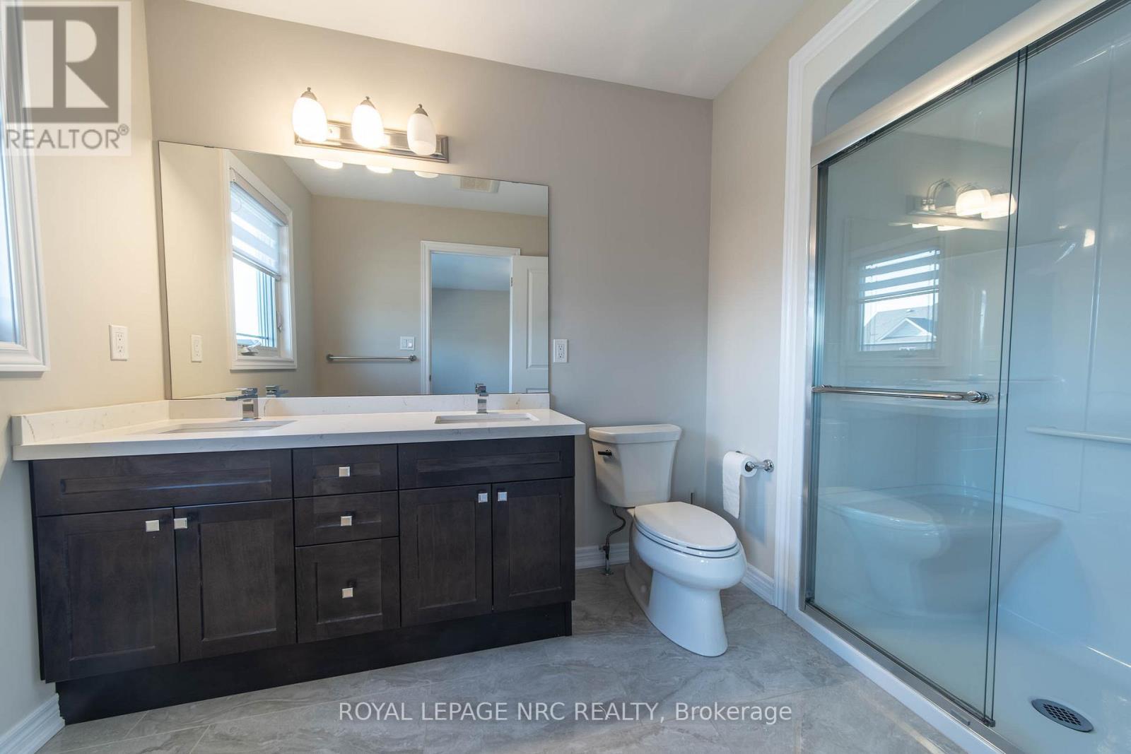 












1217 UPPERS LANE

,
Thorold (Rolling Meadows),




Ontario
L0S1A0

