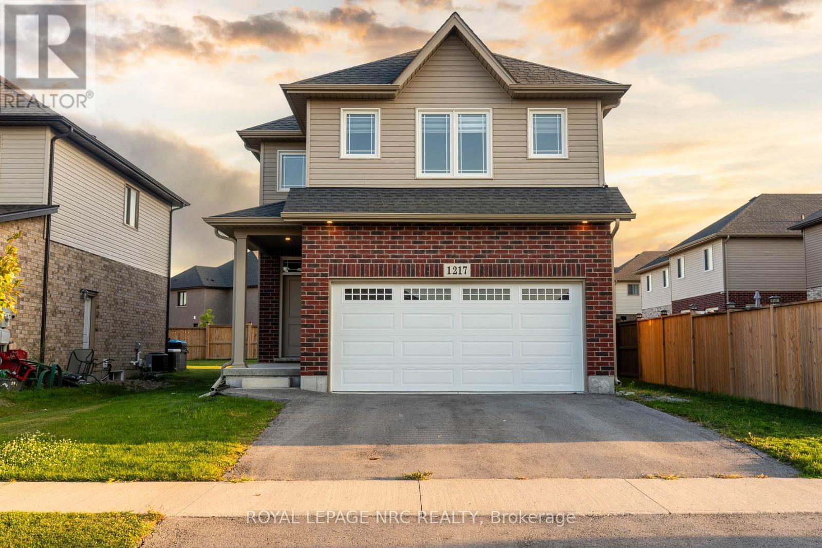 












1217 UPPERS LANE

,
Thorold (Rolling Meadows),




Ontario
L0S1A0

